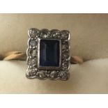 Antique/Vintage 18ct Gold, Sapphire and Diamond Ring - UK size (L) - 2.68 grams.