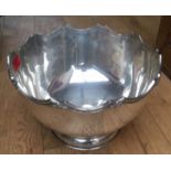 Large Solid Silver Queens Jubilee 1977 Punch Bowl - 12 3/4 (31cm) dia 7 3/4 (22cm) tall - 2.3 kilos.
