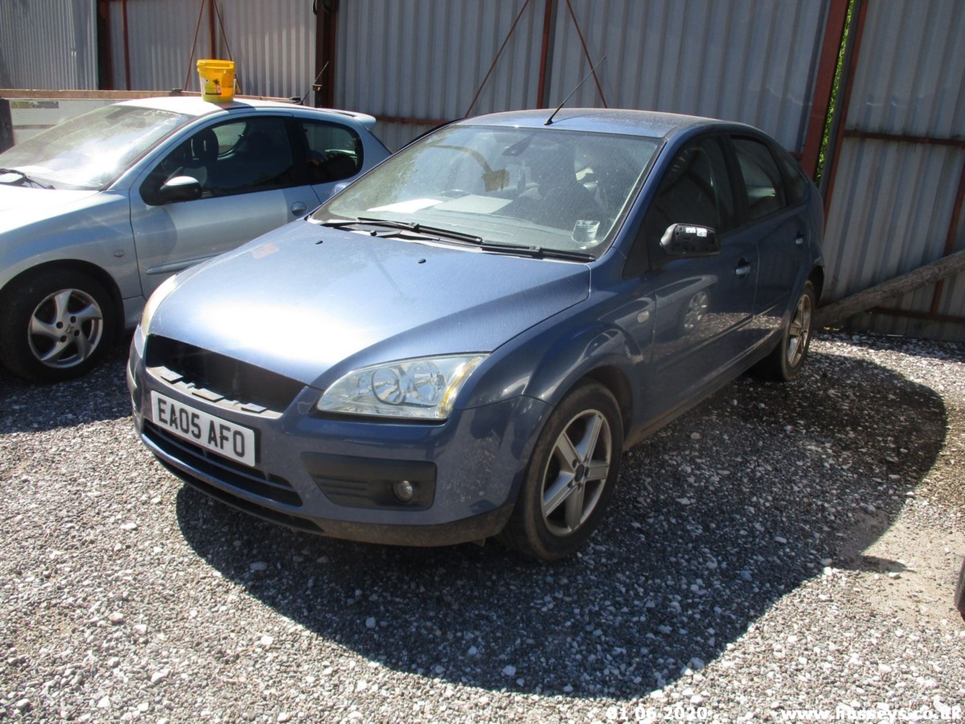 FORD FOCUS TITANIUM - EA05AFO-1999cc 5 Dr Hatchback-129353 MILES - FLAT CAN'T GAIN ENTRY - Image 2 of 5