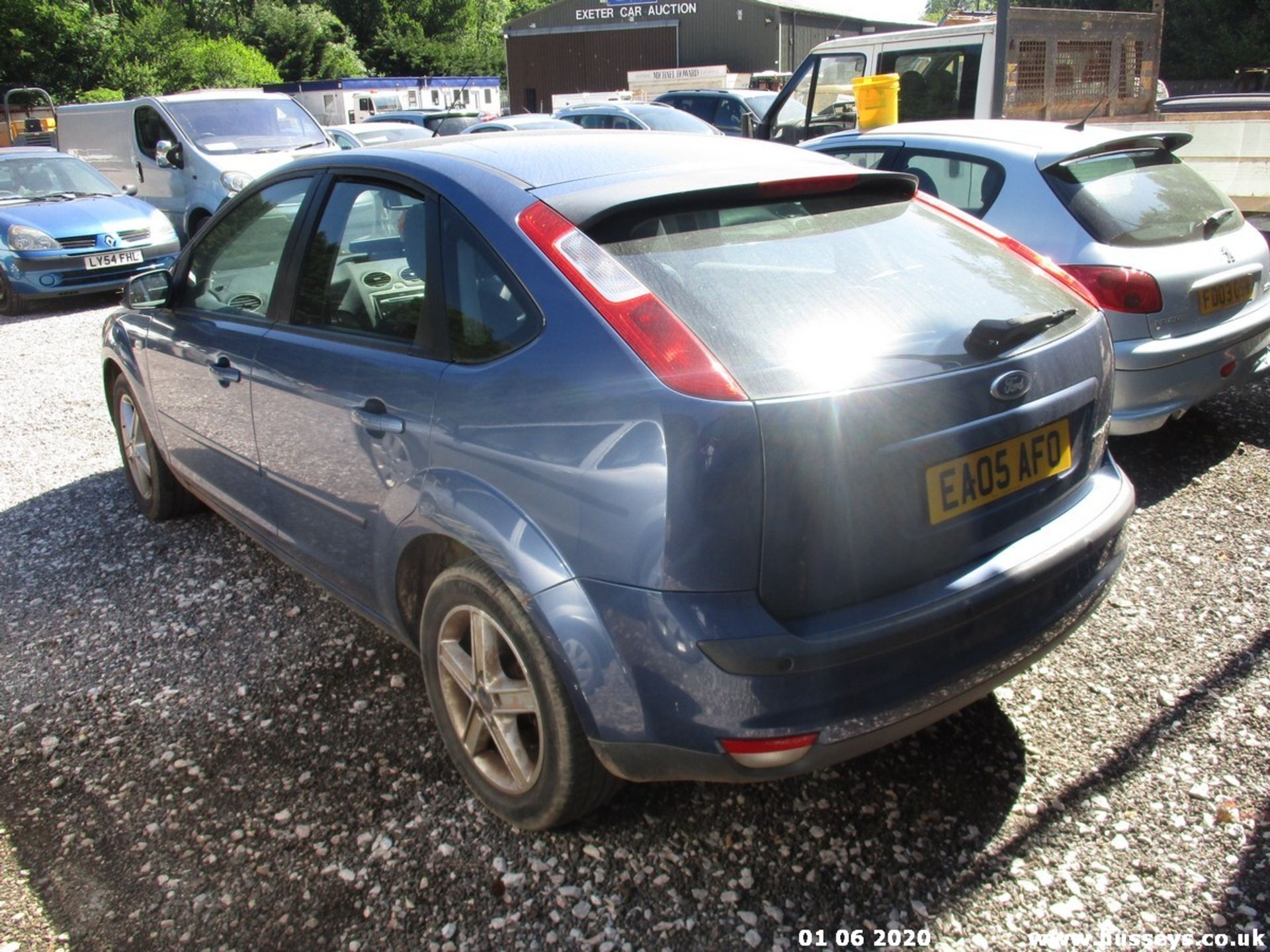 FORD FOCUS TITANIUM - EA05AFO-1999cc 5 Dr Hatchback-129353 MILES - FLAT CAN'T GAIN ENTRY - Image 3 of 5