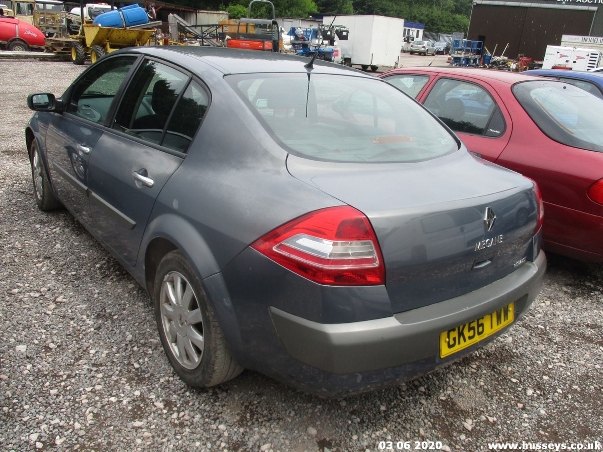 RENAULT MEGANE DYNAMIQUE DCI 106 - GK56TWW-1461cc 4 Dr Saloon Diesel- 101940 MILES - Image 4 of 4