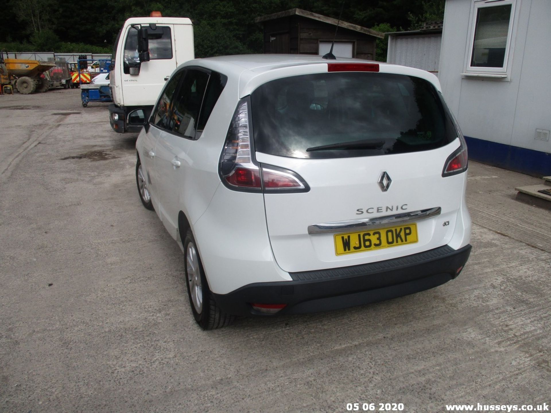 RENAULT SCENIC D-QUE TT ENERGY DC - WJ63OKP- 1598cc 5 Dr MPV Diesel - 155010 MILES - Image 3 of 6