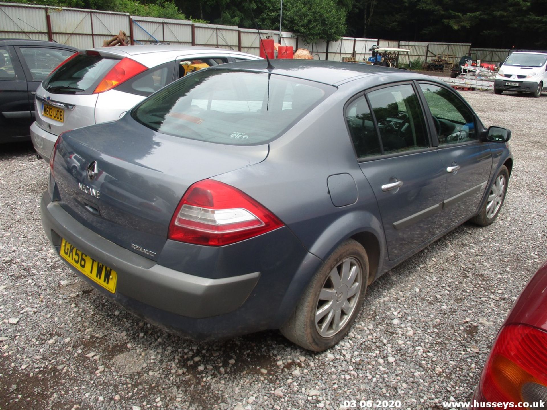 RENAULT MEGANE DYNAMIQUE DCI 106 - GK56TWW-1461cc 4 Dr Saloon Diesel- 101940 MILES - Image 3 of 4