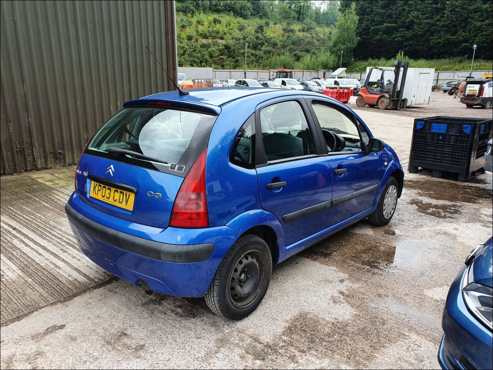 03/03 Citroen C3 Desire - 1360cc 5dr Hatchback (Blue, 120k) - Image 7 of 8