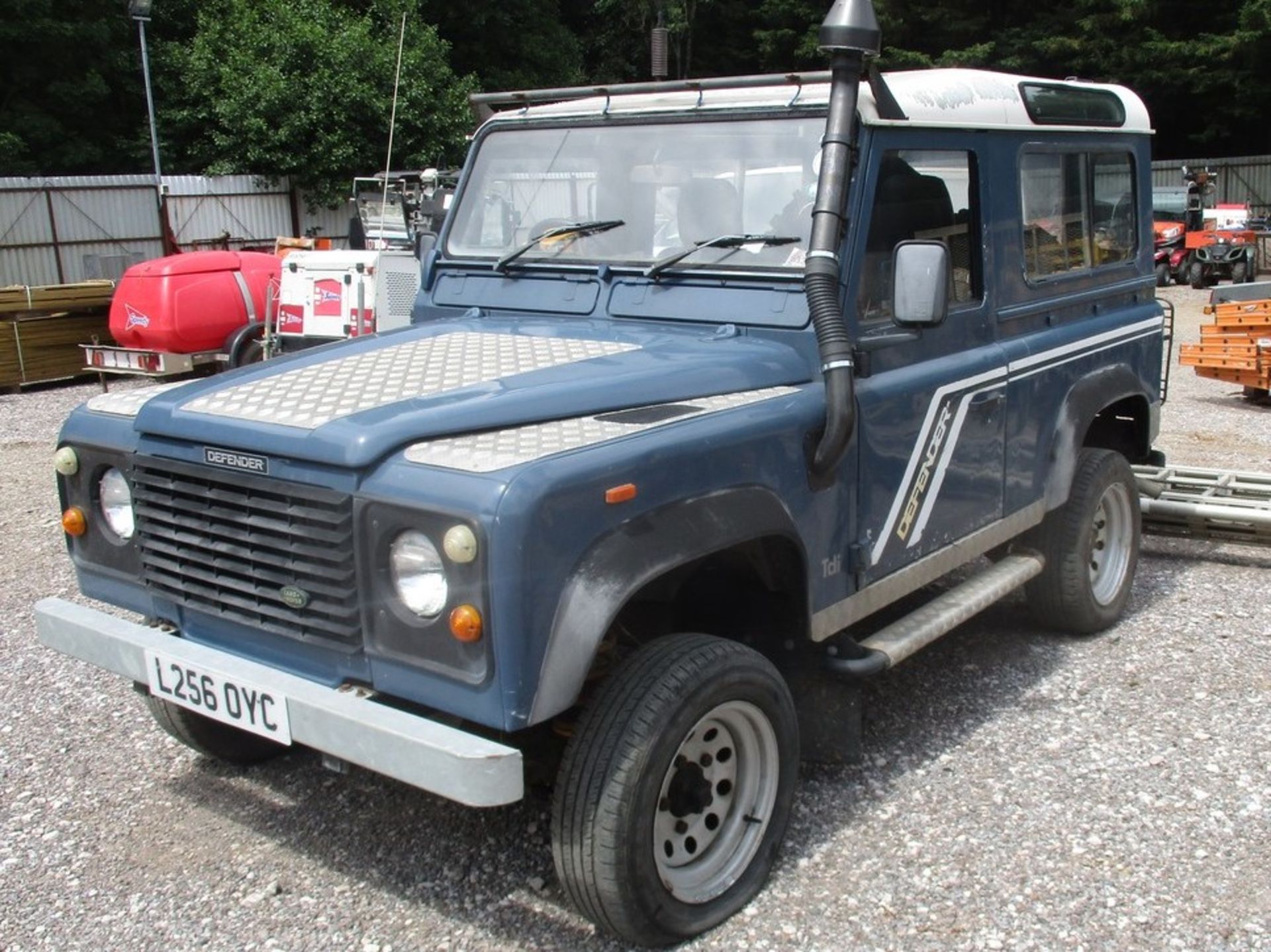 94/L Land Rover 90 Defender Turbo DSL - 2495cc 4dr 4x4 (Blue, 149k)