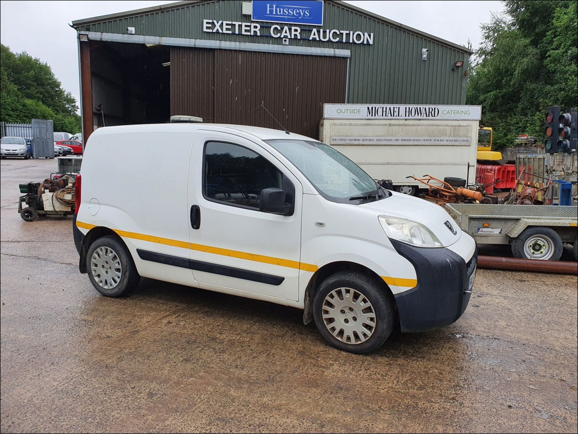 11/61 Peugeot Bipper 1.3 HDi 75 SE (White, 111k) - (Direct Cormac) - Image 3 of 8