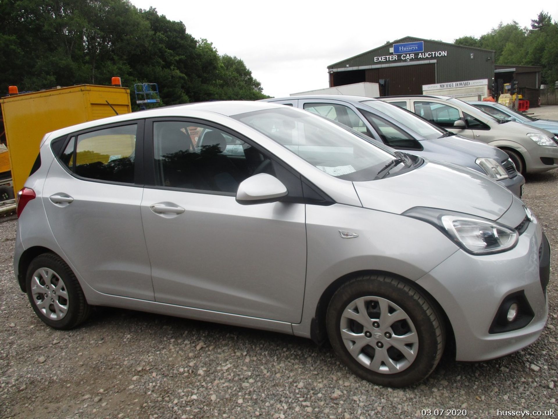 14/14 Hyundai i10 SE 1248cc (10k) - Image 6 of 7