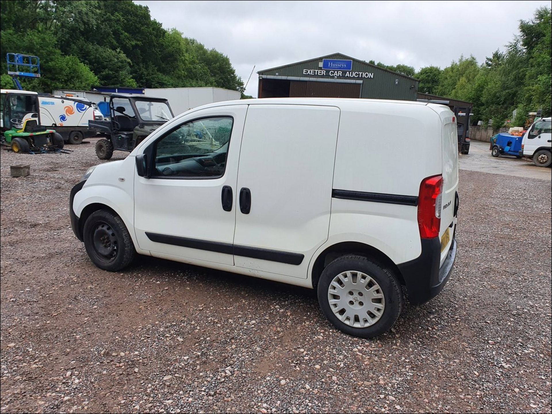 11/11 Peugeot Bipper SE HDI - 1248cc Van (White, 94k) - Image 2 of 12