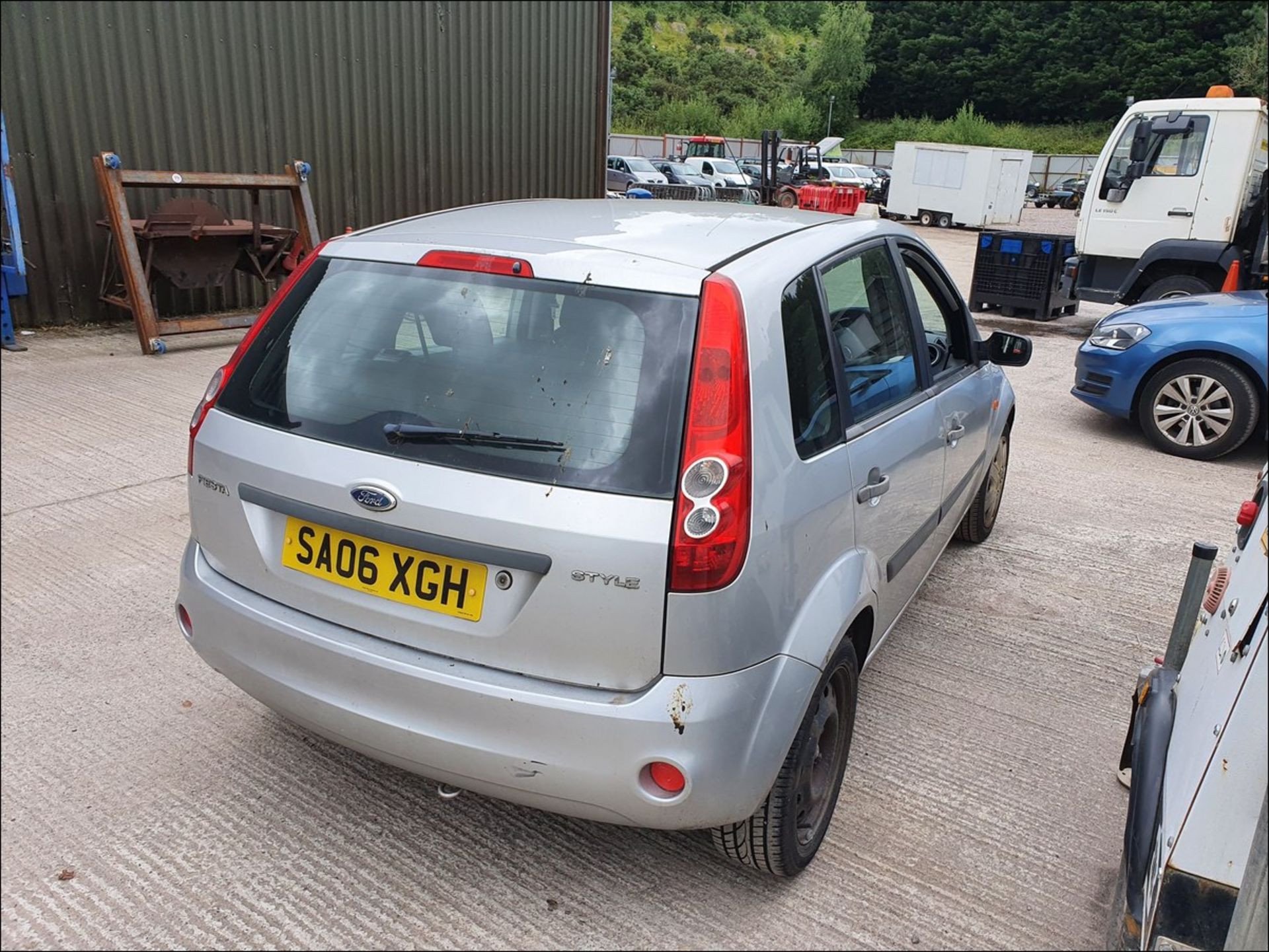 06/06 Ford Fiesta Style - 1242cc 5dr Hatchback (Silver, 79k) - Image 5 of 8