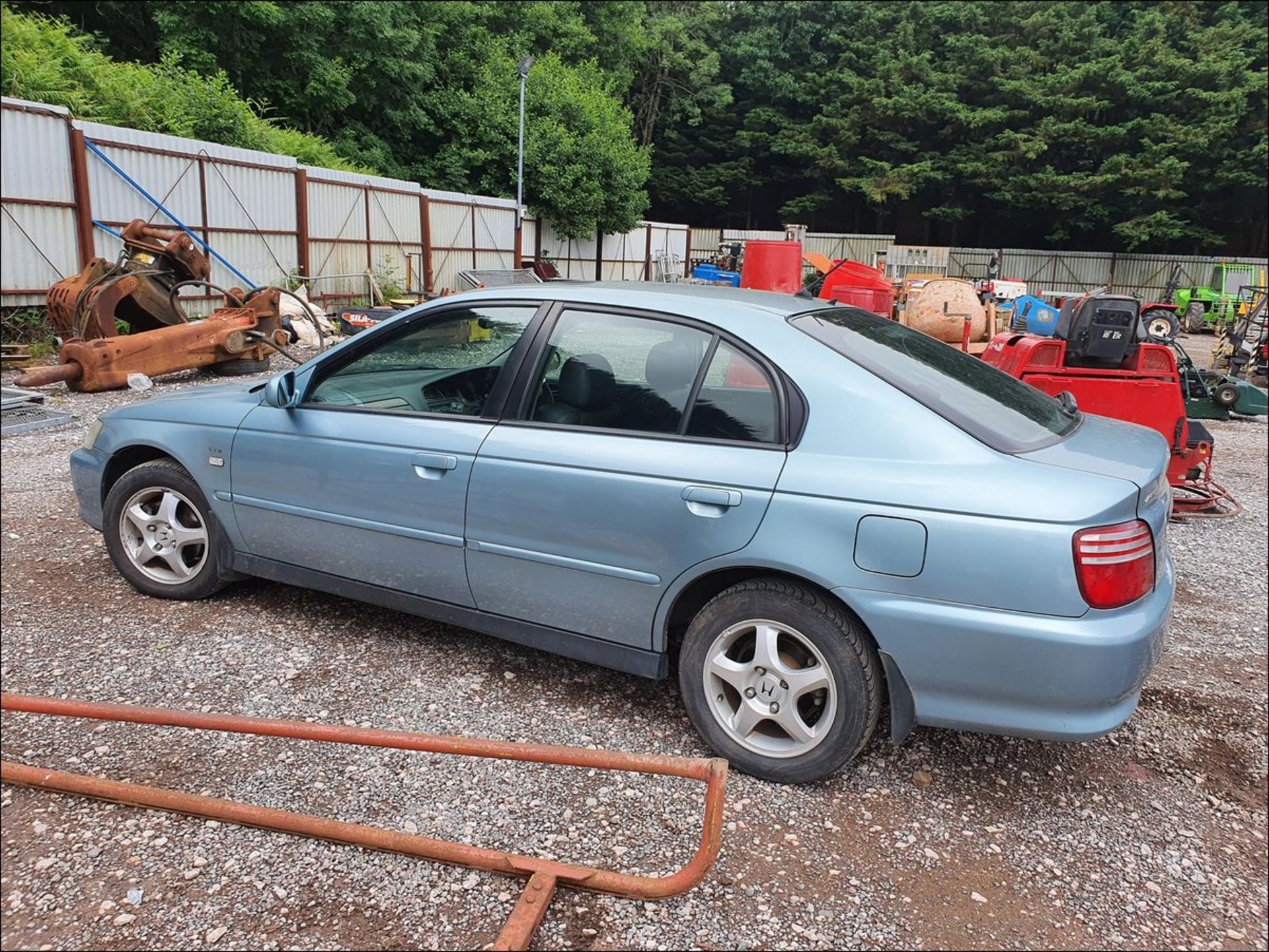 01/51 Honda Accord VTEC SE Exec - 1997cc 5dr Hatchback (Green, 81k) - Image 4 of 9