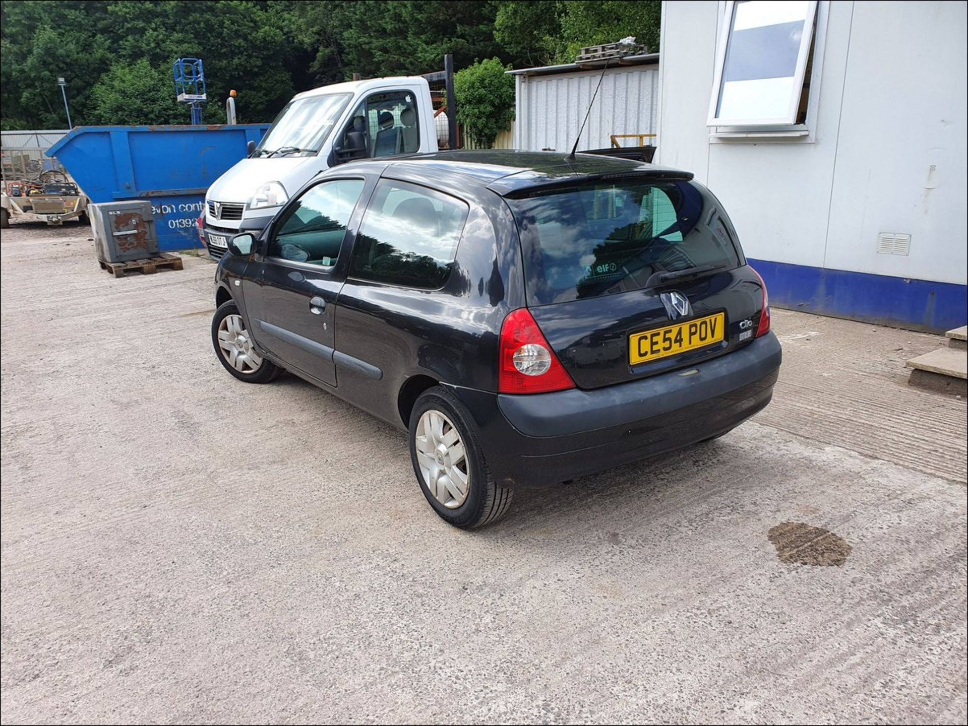 04/54 RENAULT CLIO EXTREME 3 16V - 1149cc 3dr Hatchback (Black, 144k) - Image 4 of 11