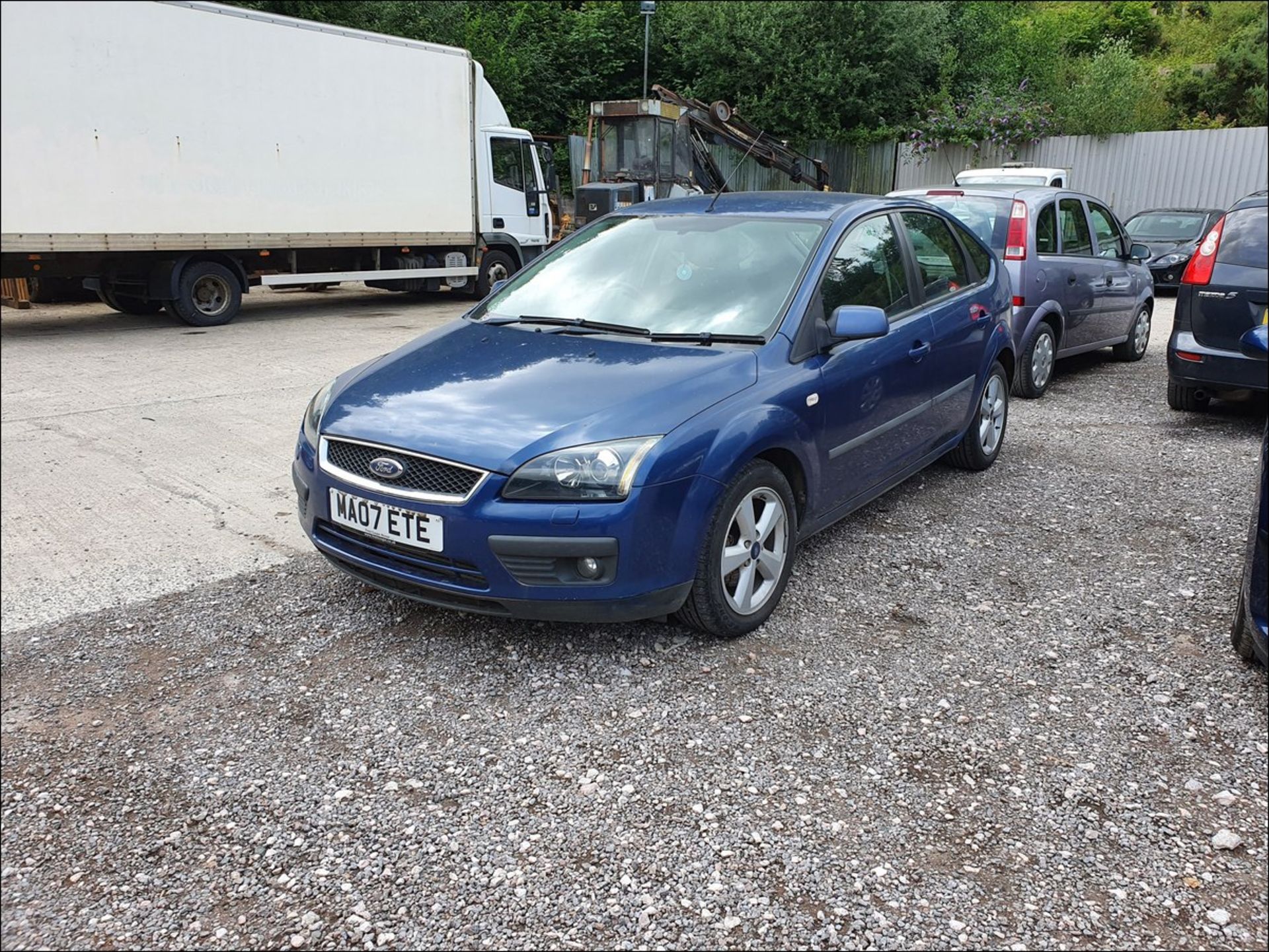 07/07 FORD FOCUS ZETEC CLIMATE TDCI - 1560cc 5dr Hatchback (Blue, 167k) - Image 4 of 11