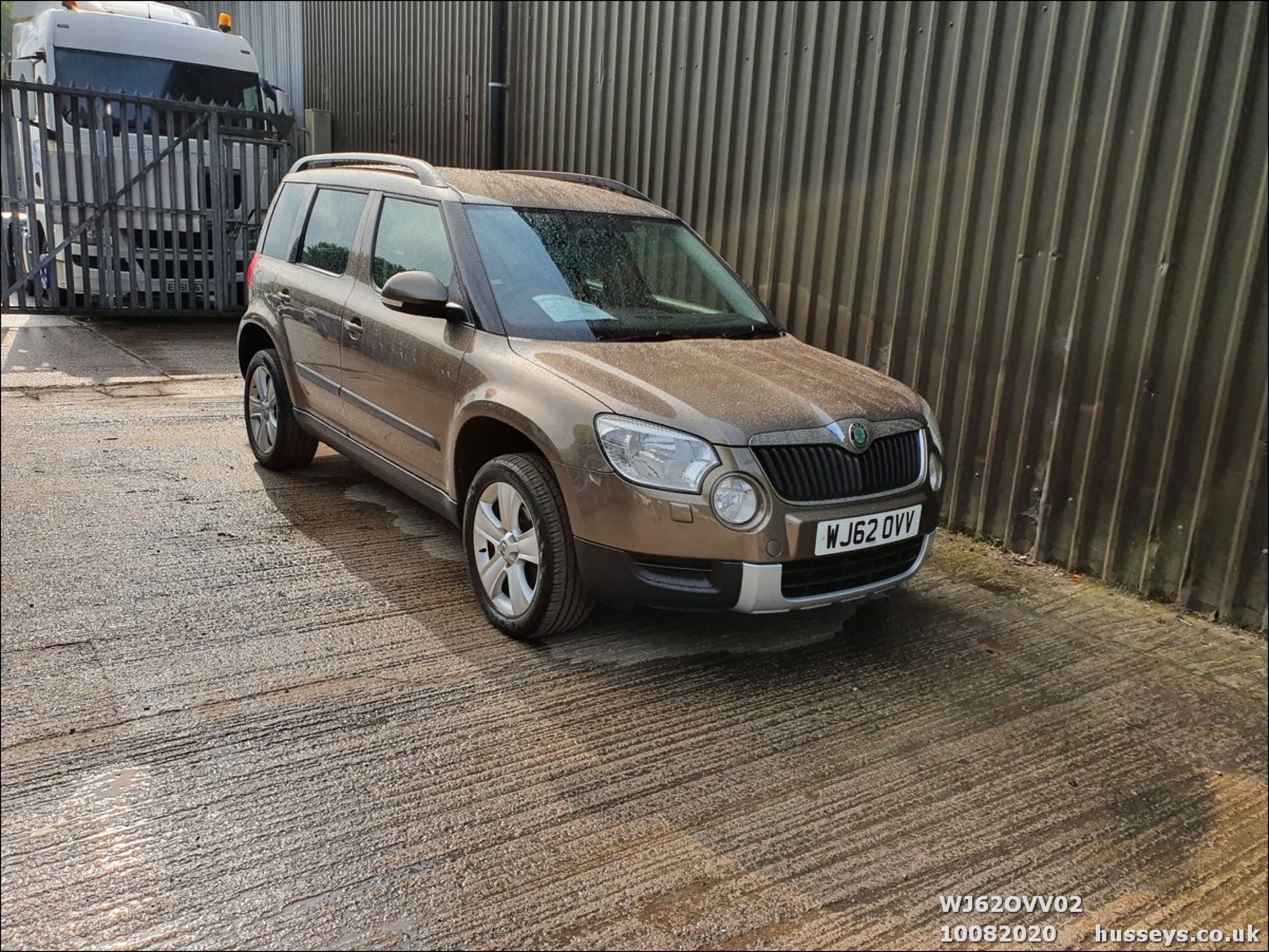 12/62 SKODA YETI SE TDI CR 4X4 S-A - 1968cc 5dr Hatchback (Brown, 97k) - Image 2 of 14