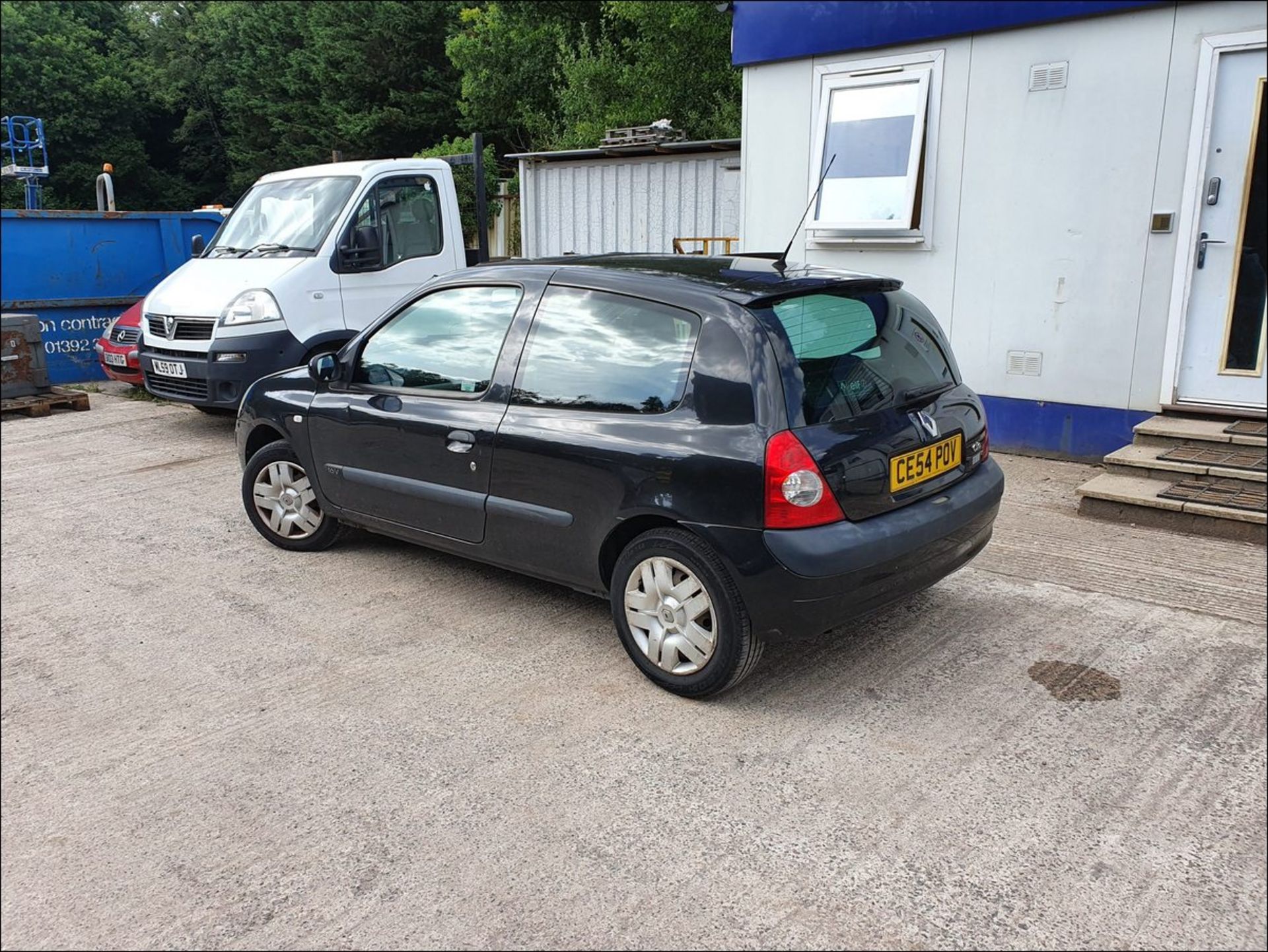 04/54 RENAULT CLIO EXTREME 3 16V - 1149cc 3dr Hatchback (Black, 144k) - Image 3 of 11