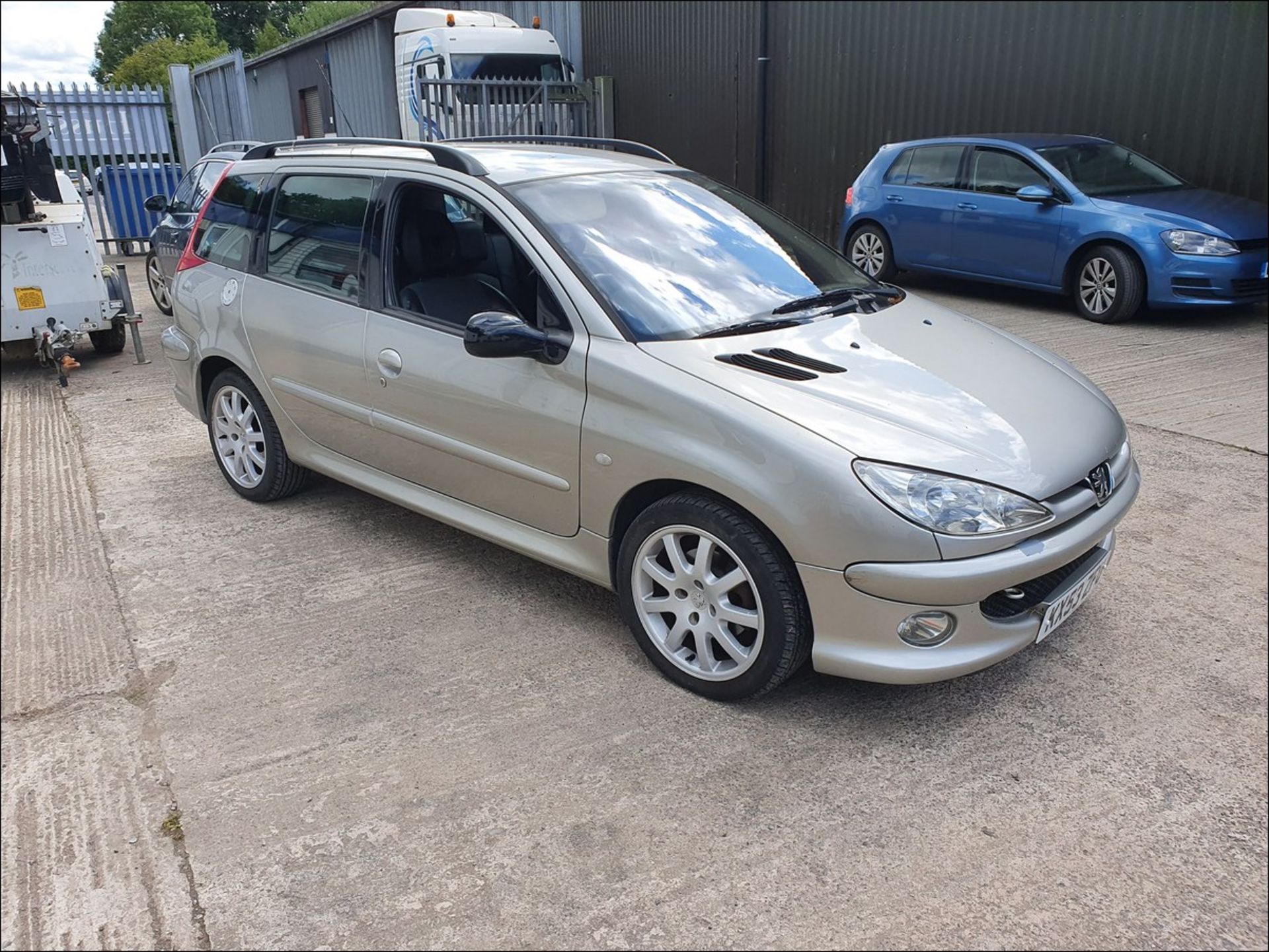 03/53 PEUGEOT 206 SW 16V 138 BHP - 1997cc 5dr Estate (Grey, 75k) - Image 12 of 12