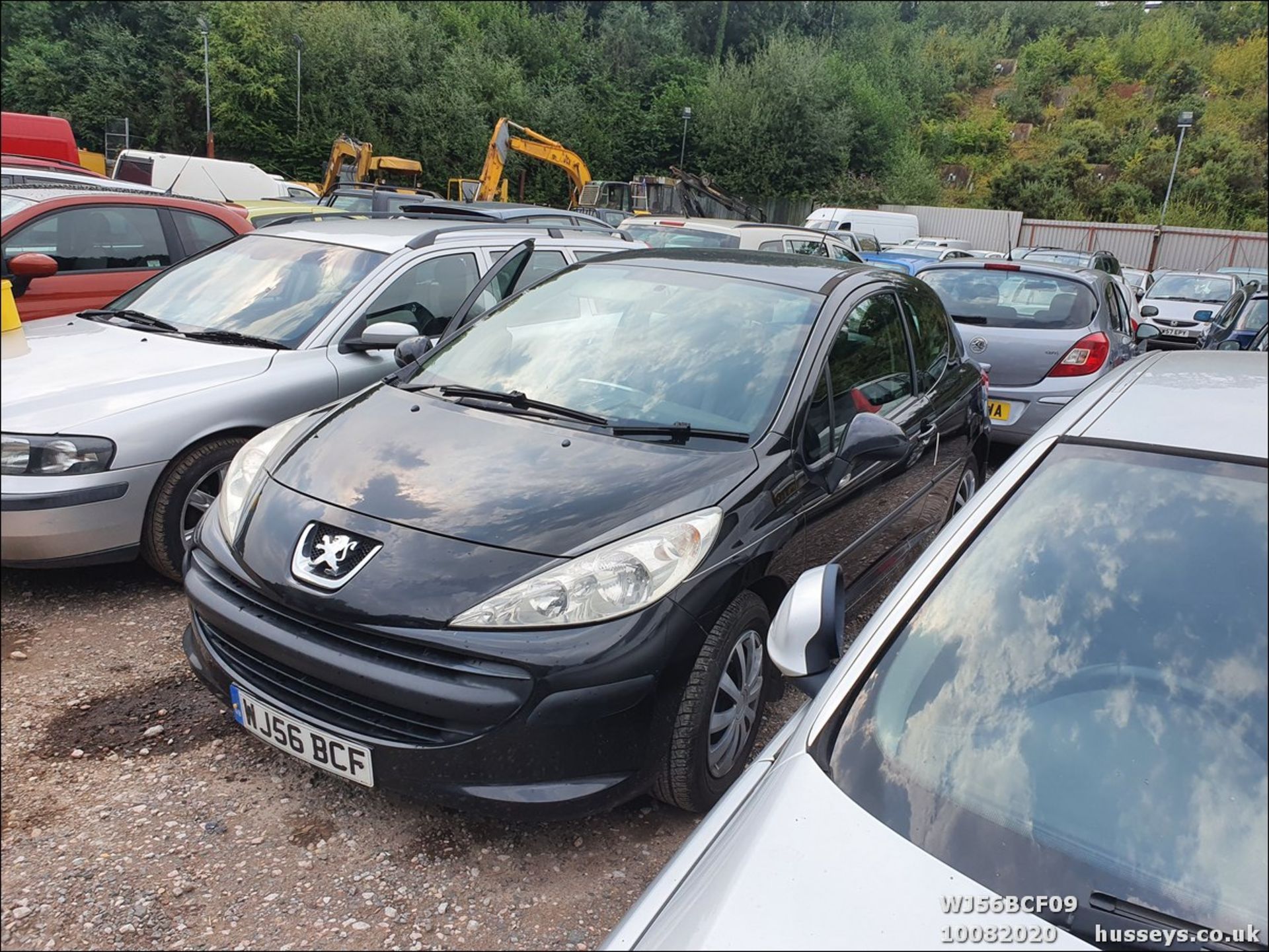 06/56 PEUGEOT 207 S - 1360cc 3dr Hatchback (Black, 140k) - Image 9 of 11