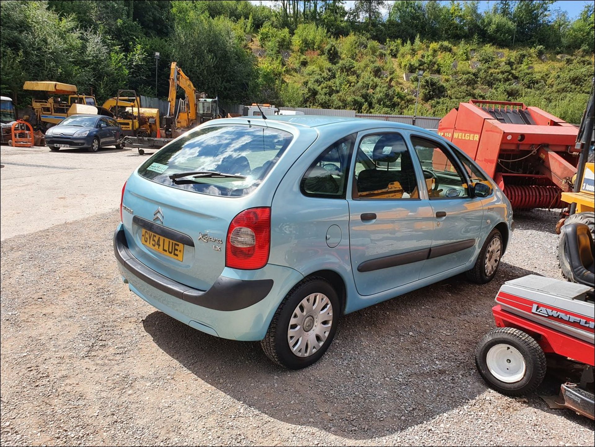 04/54 CITROEN XSARA PICASSO LX 8V - 1587cc 5dr MPV (Blue, 129k) - Image 6 of 9