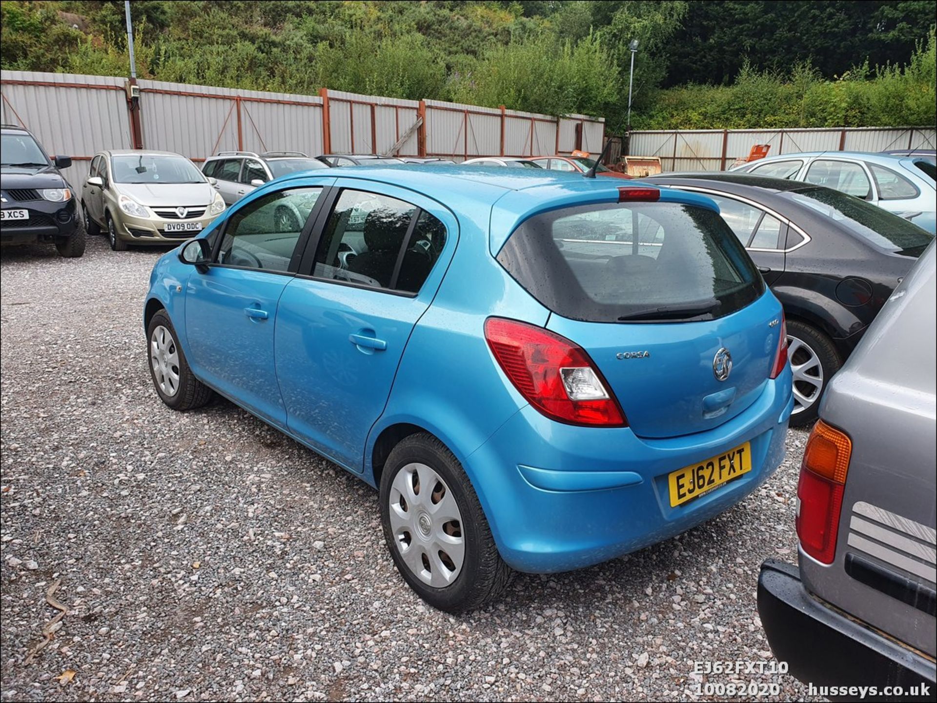 12/62 VAUXHALL CORSA EXCLUSIV CDTIECFLEX - 1248cc 5dr Hatchback (Blue, 81k) - Image 10 of 11