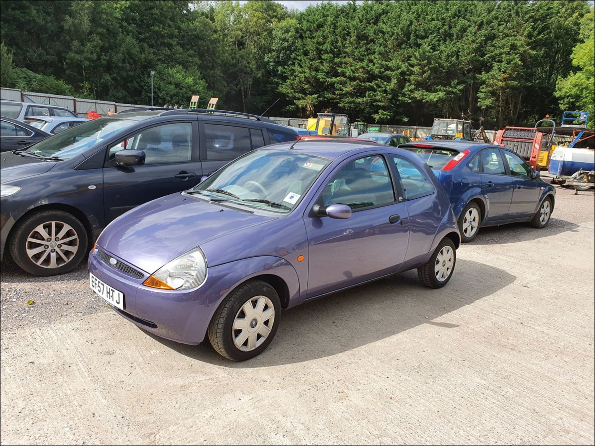 07/57 FORD KA STYLE CLIMATE - 1297cc 3dr Hatchback (Mauve/purple, 69k) - Image 2 of 8