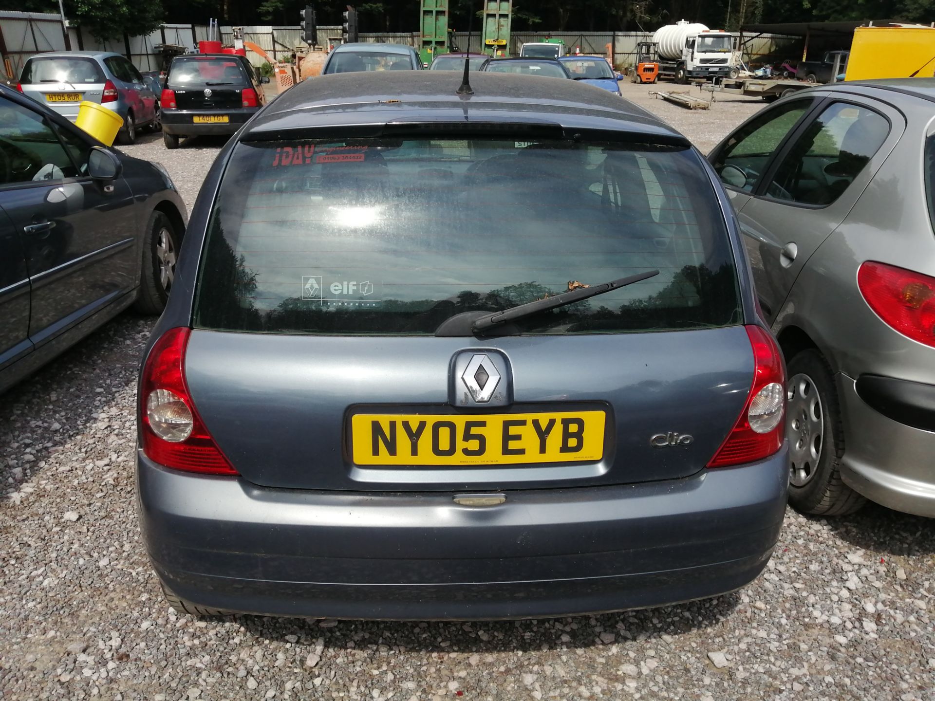 05/05 RENAULT CLIO EXTREME 16V - 1390cc 3dr Hatchback (Blue, 100k) - Image 4 of 5