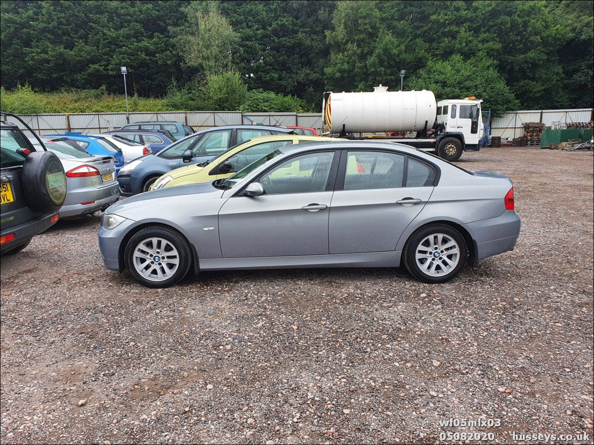 05/05 BMW 320I SE - 1995cc 4dr Saloon (Blue, 67k) - Image 3 of 11