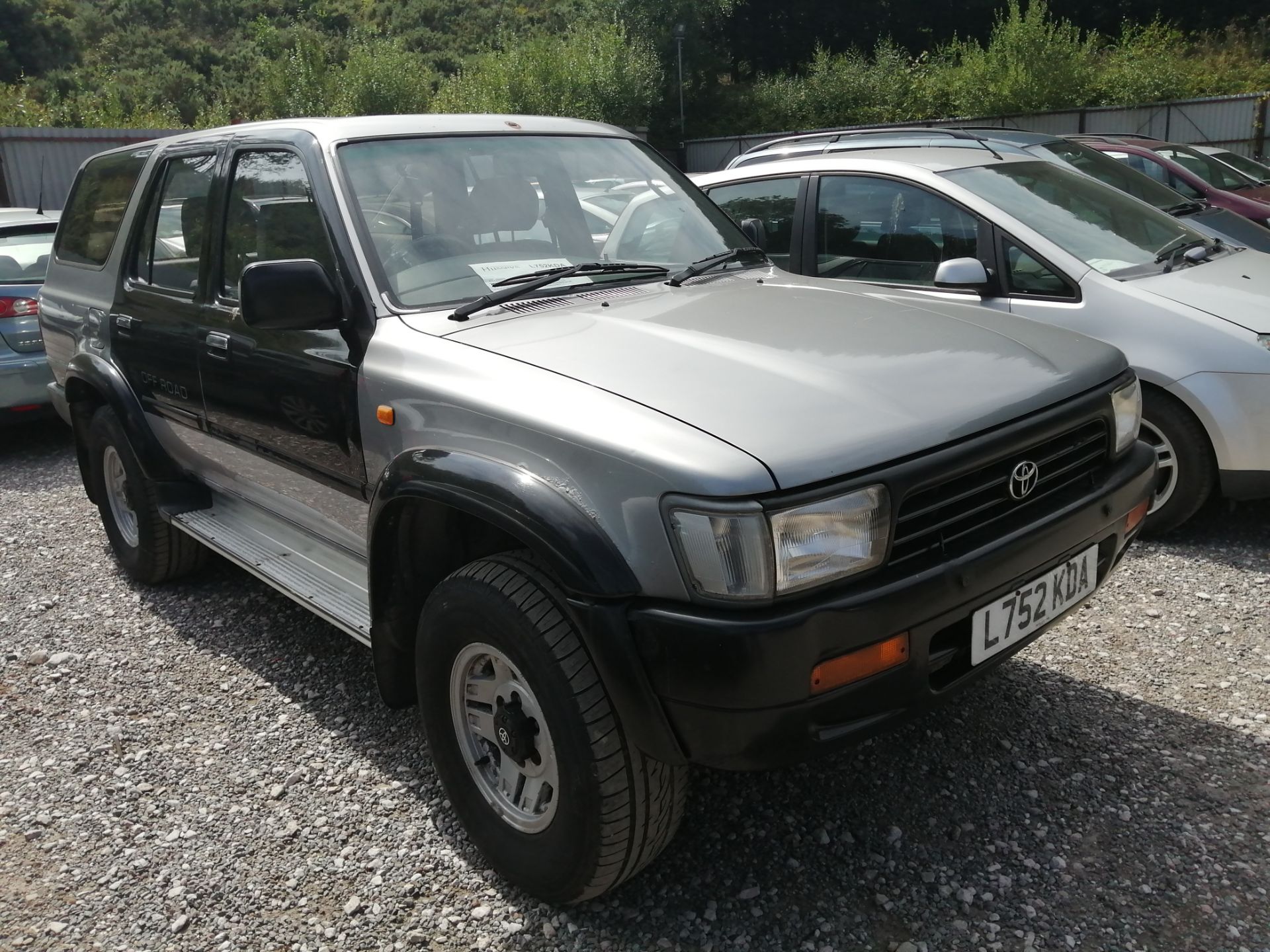 93/L TOYOTA 4 RUNNER ESTATE - 3000cc 5dr 4x4 (Grey, 139k) - Image 3 of 9