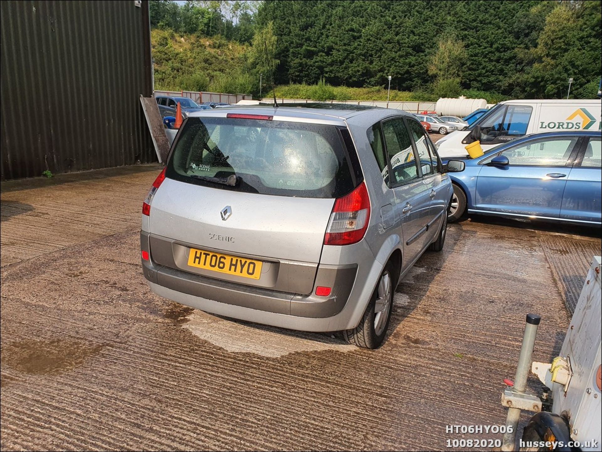 06/06 RENAULT SCENIC DYNAMIQUE VVT - 1598cc 5dr MPV (Silver, 91k) - Image 6 of 12