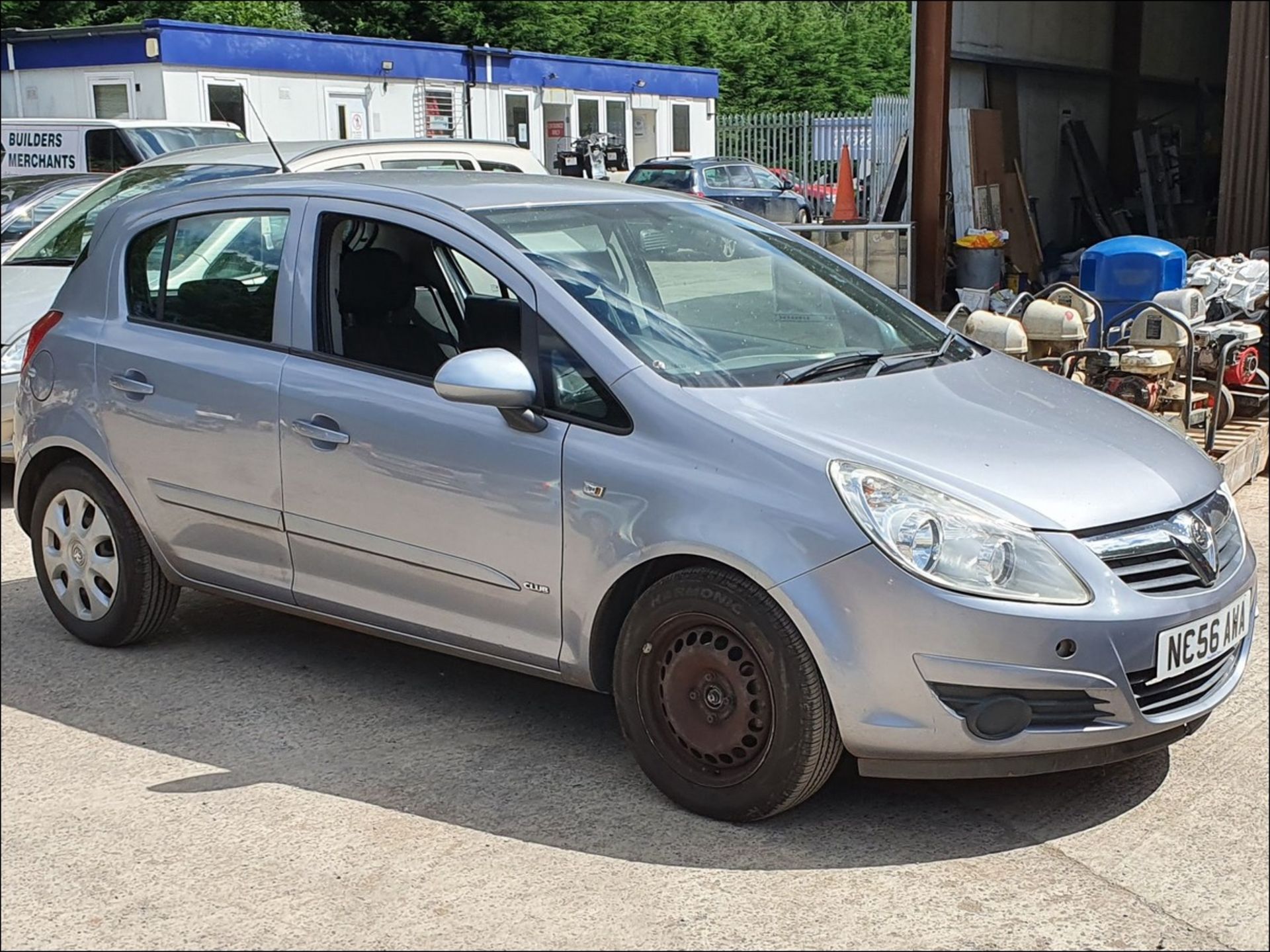 06/56 VAUXHALL CORSA CLUB - 1248cc 5dr Hatchback (Silver, 98k)