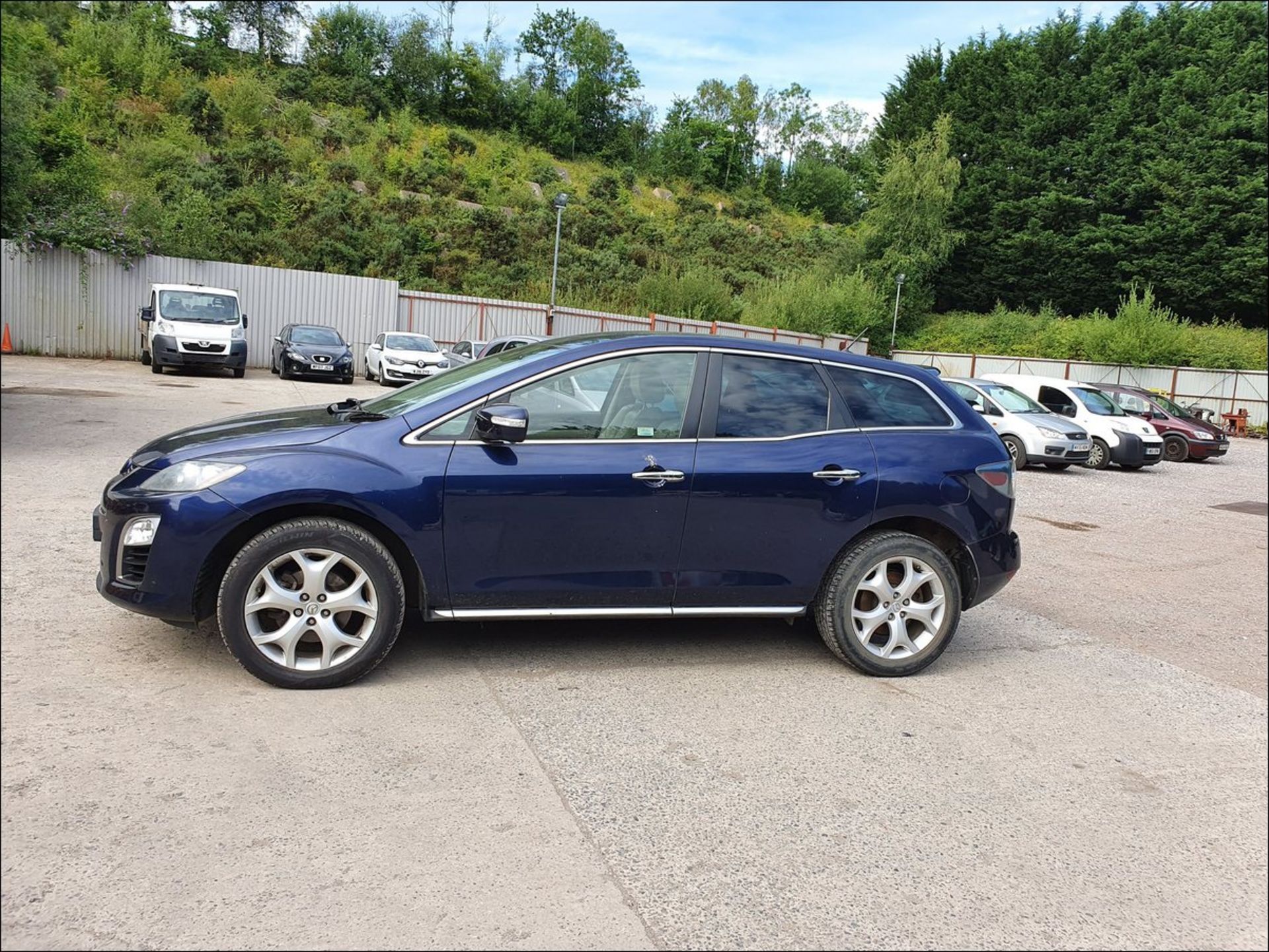 11/60 MAZDA CX-7 SPORT TECH D - 2184cc 5dr Estate (Blue, 120k) - Image 9 of 16