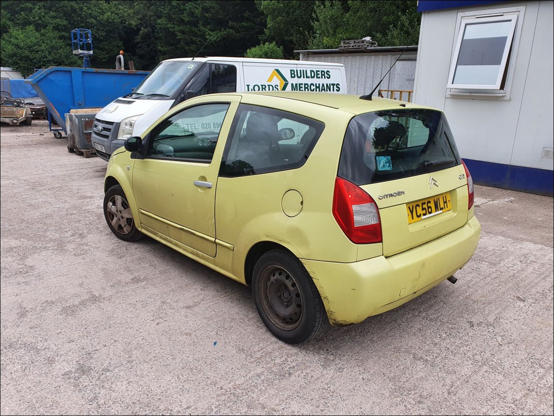 06/56 CITROEN C2 SX - 1360cc 3dr Hatchback (Yellow, 102k) - Image 5 of 9