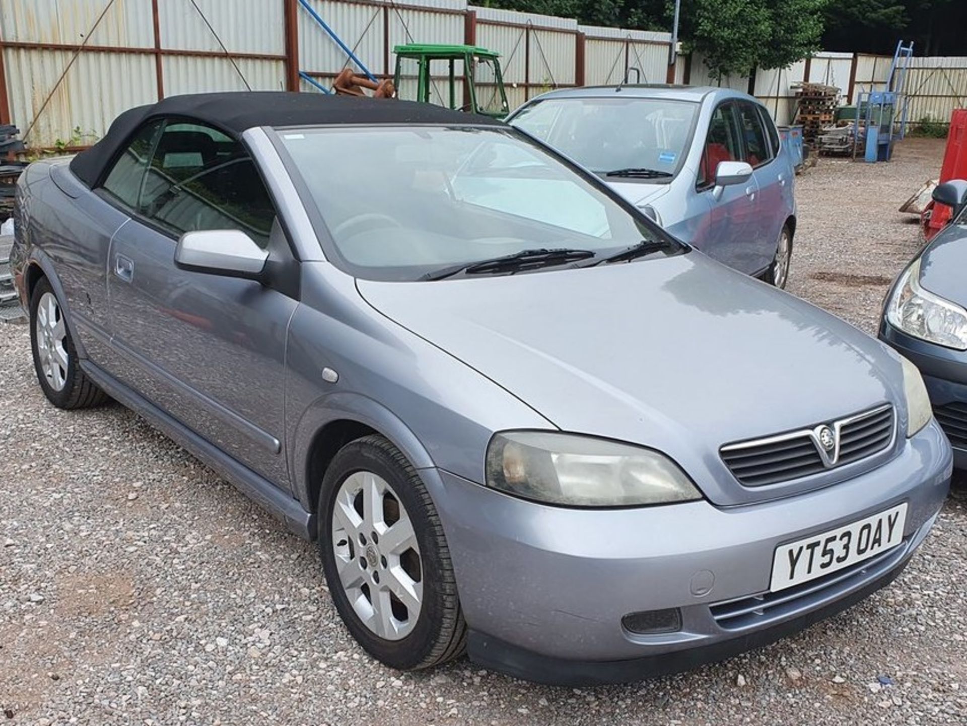 03/53 VAUXHALL ASTRA COUPE CONVERTIBLE - 1796cc 2dr Convertible (Silver, 120k)