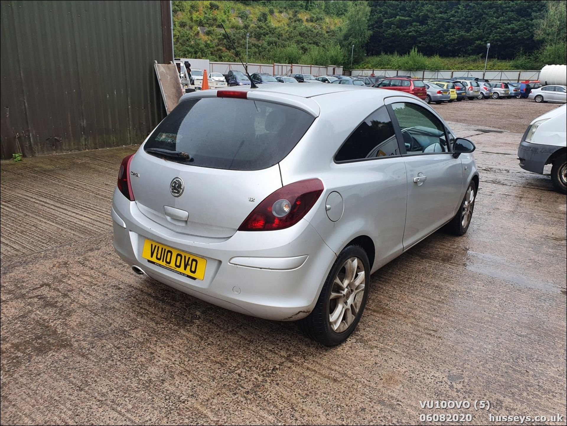 10/10 VAUXHALL CORSA SXI - 1229cc 3dr Hatchback (Silver, 114k) - Image 5 of 14