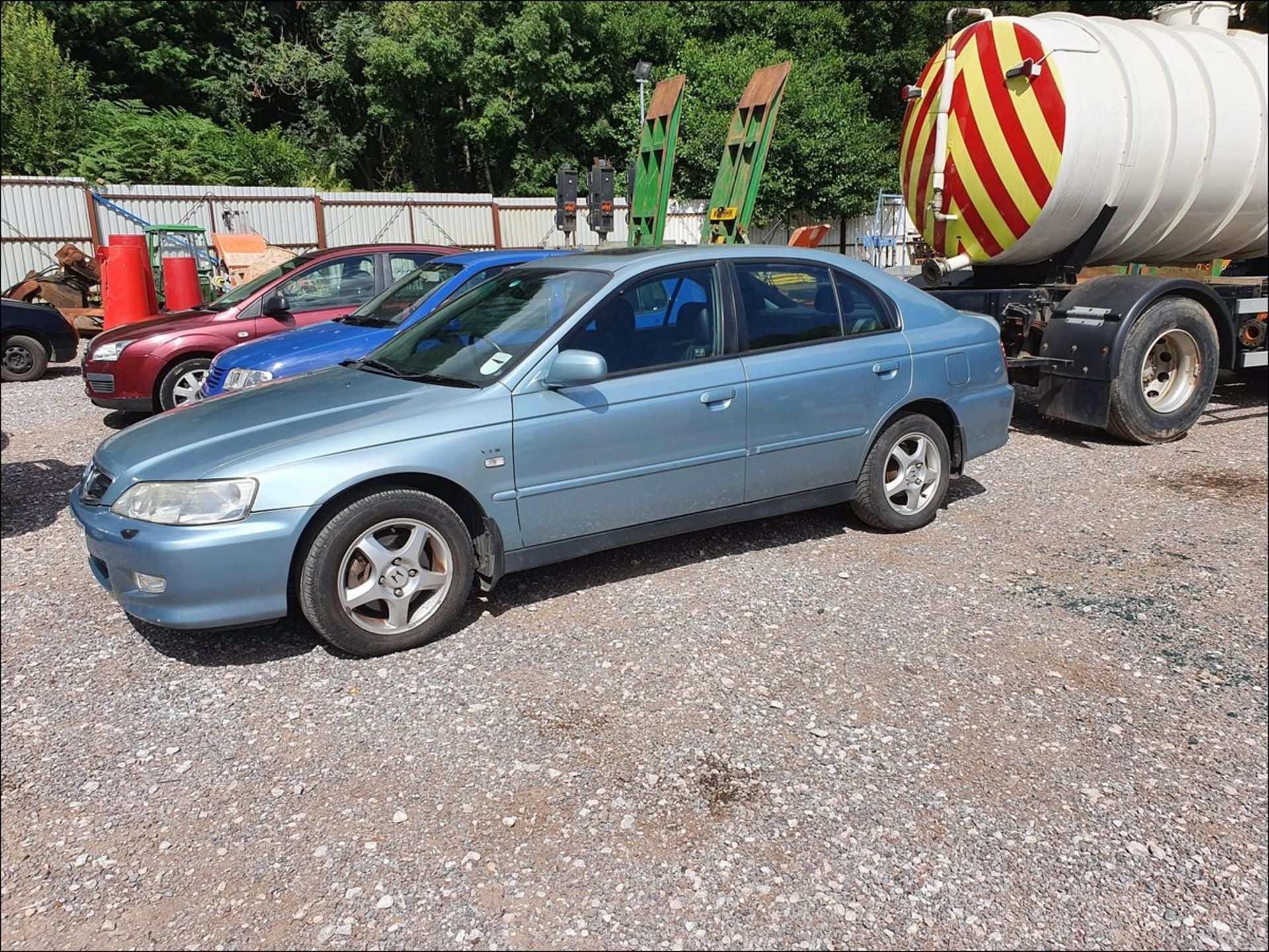 01/51 HONDA ACCORD VTEC SE EXEC - 1997cc 5dr Hatchback (Green, 81k) - Image 9 of 10