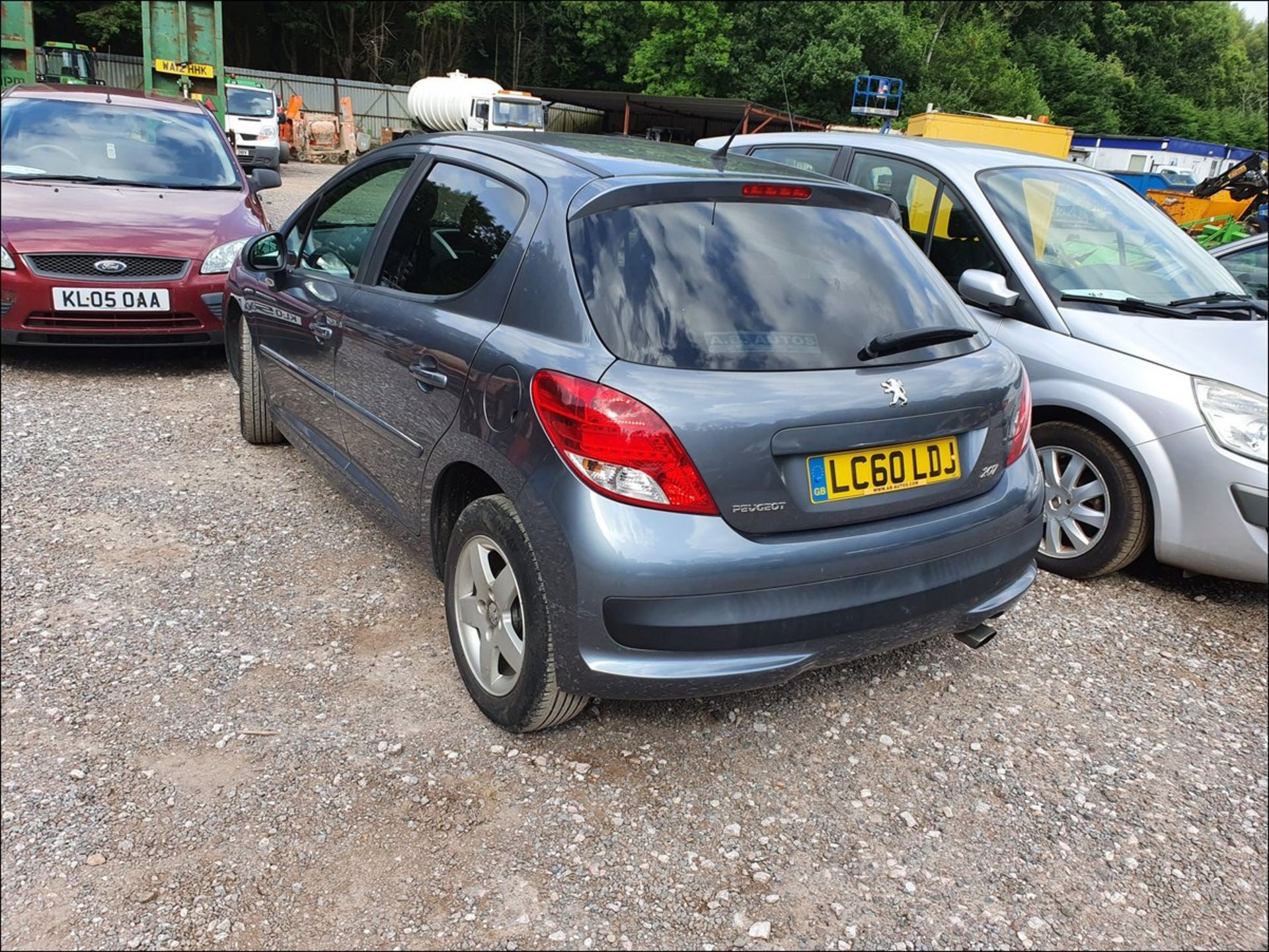 10/60 PEUGEOT 207 SPORT - 1397cc 5dr Hatchback (Grey, 54k) - Image 2 of 14