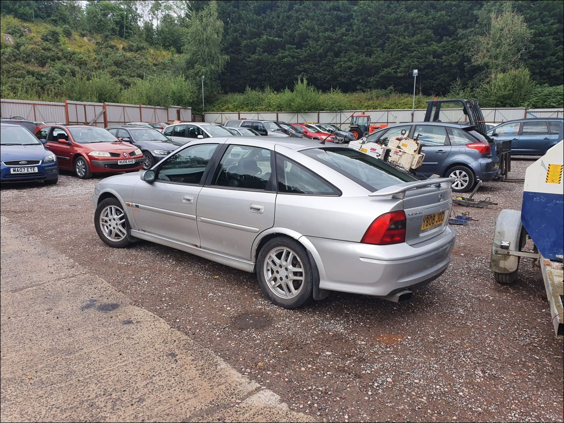 01/Y VAUXHALL VECTRA SRI 150 - 2198cc 5dr Hatchback (Silver, 91k) - Image 4 of 10