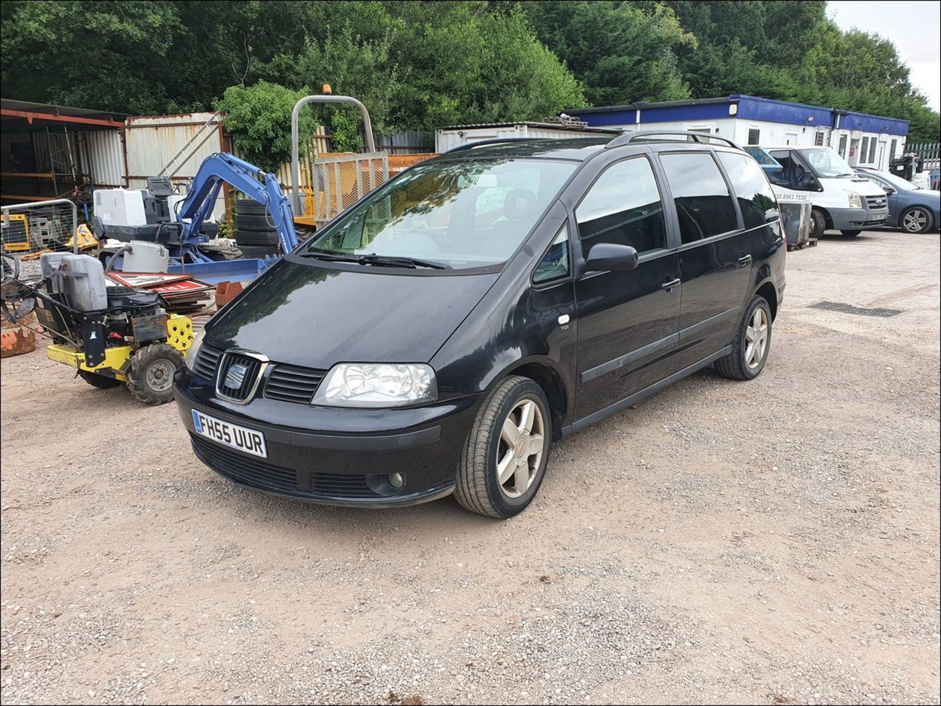 06/55 SEAT ALHAMBRA REFERENCE TDI - 1896cc 5dr MPV (Black, 132k) - Image 2 of 10