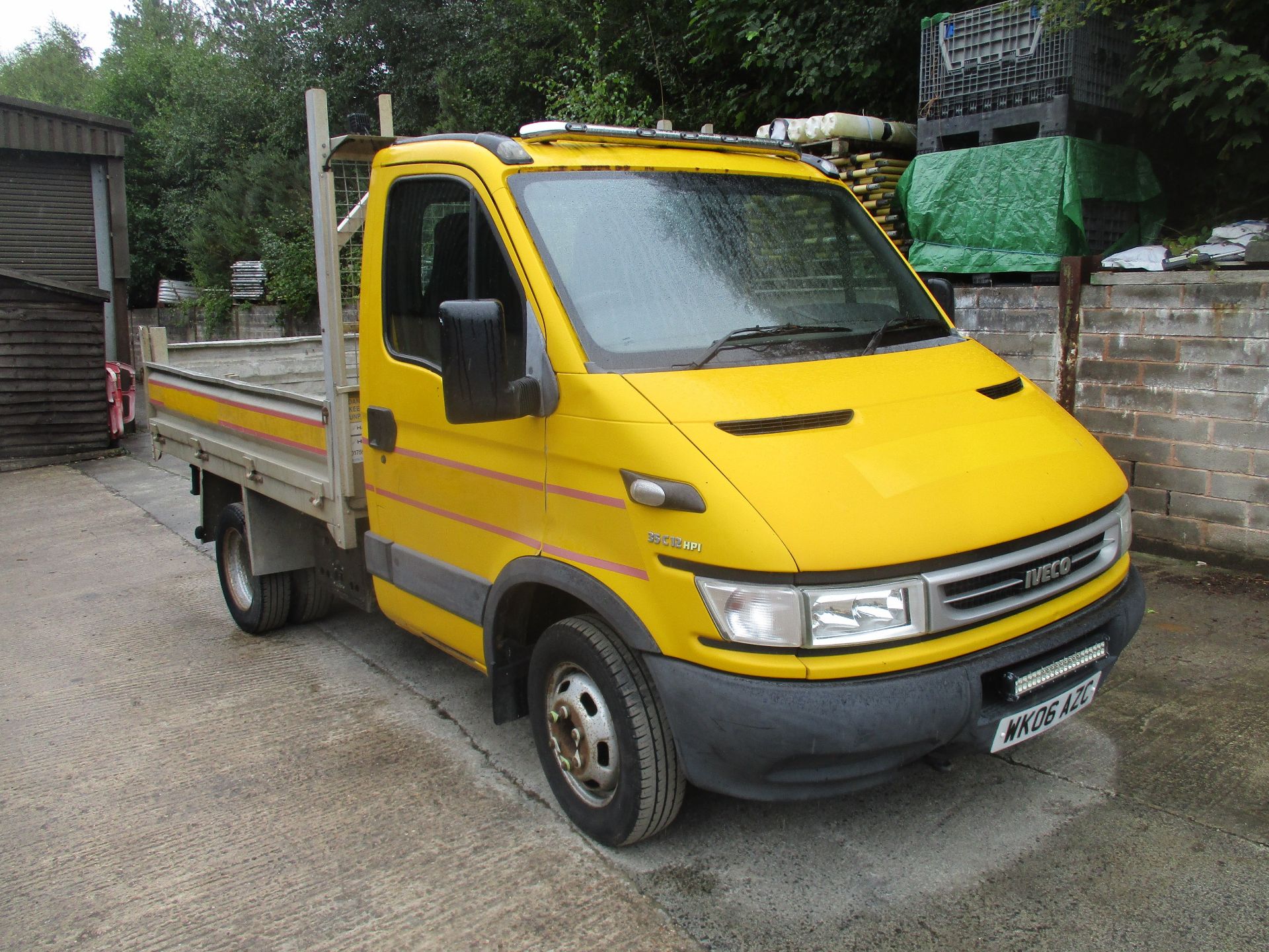 06/06 IVECO DAILY 35C12 SWD - 2300cc 2.dr Tipper (Yellow, 86k)