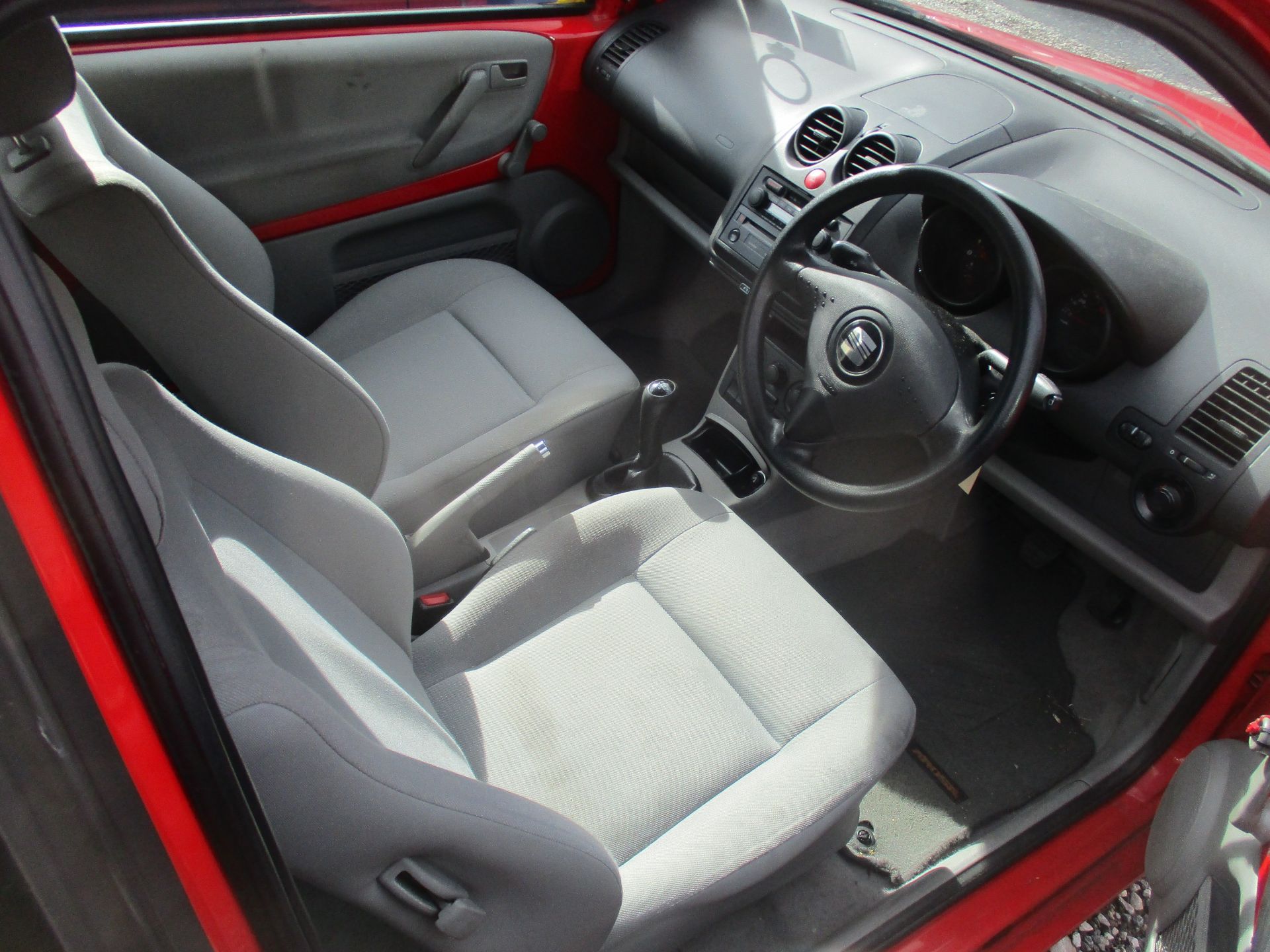 02/02 SEAT AROSA - 998cc 3dr Hatchback (Red, 48k) - Image 13 of 14