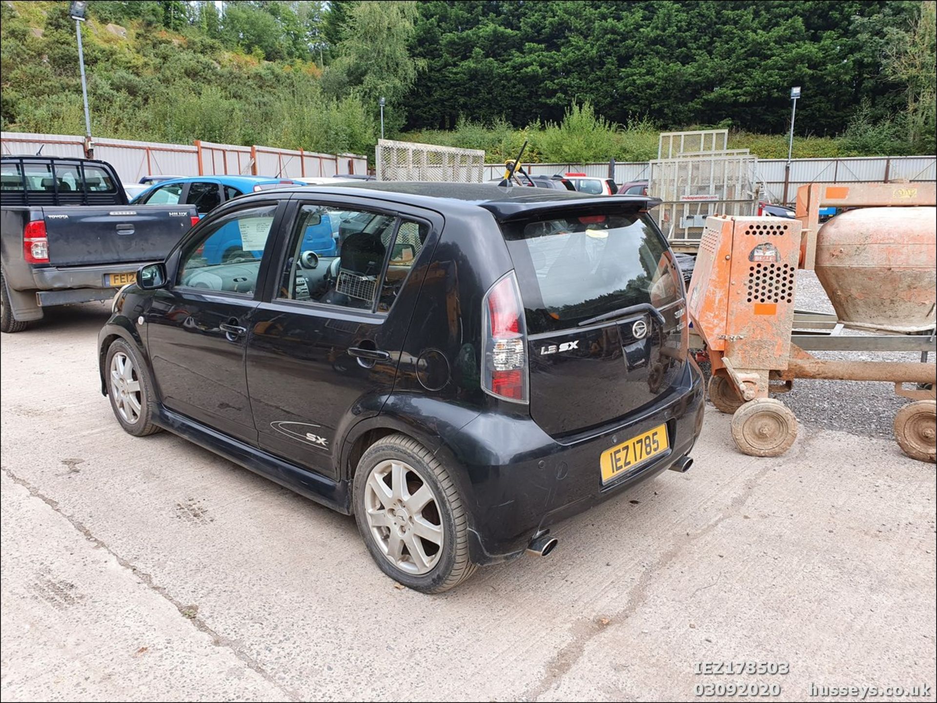 2006 DAIHATSU SIRION SX - 1298cc 5dr Hatchback (Black, 80k) - Image 3 of 10