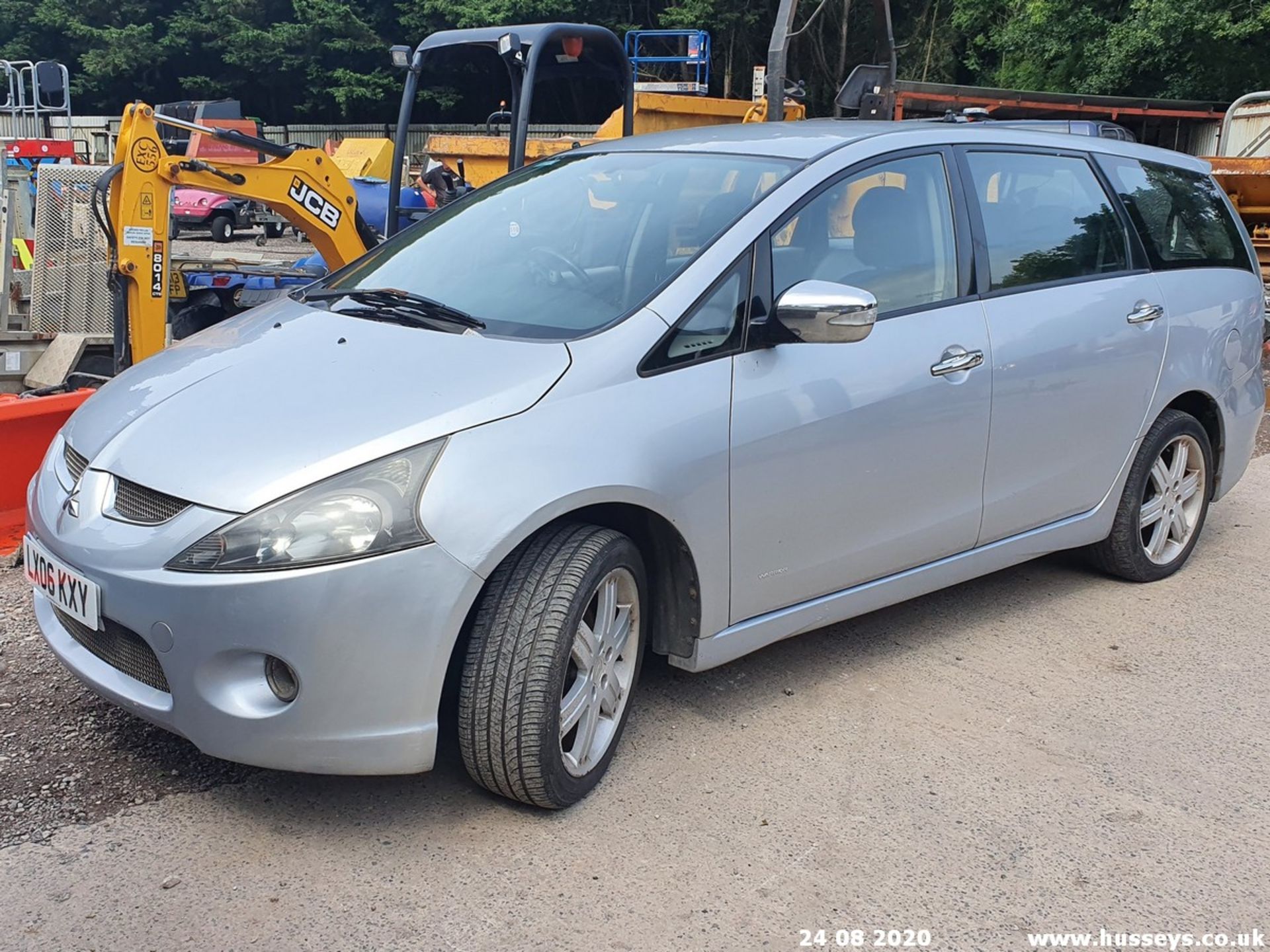 07/06 MITSUBISHI GRANDIS - 1968cc 5dr Estate (Grey, 124k)