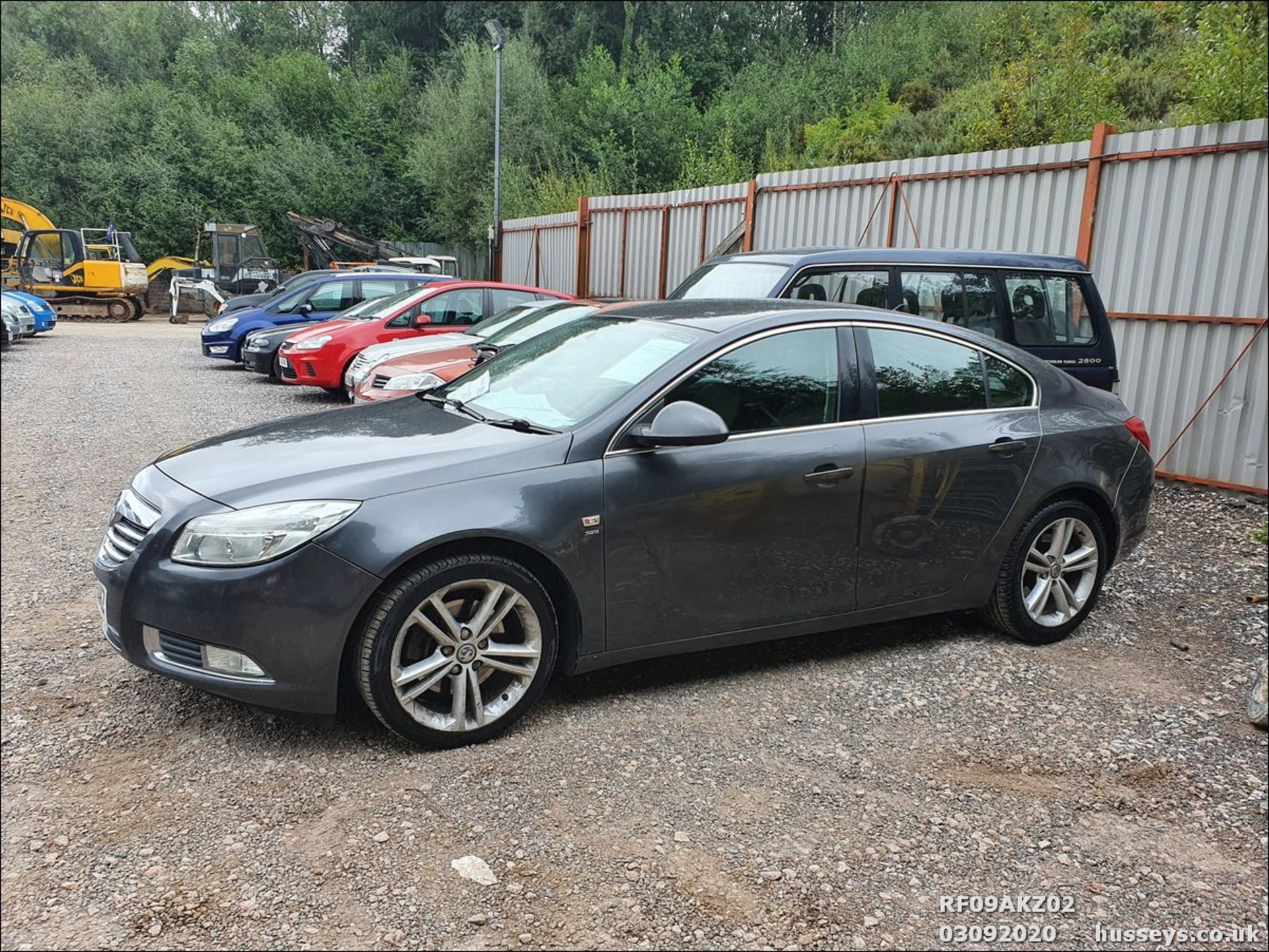 09/09 VAUXHALL INSIGNIA SRI NAV 160 CDTI - 1956cc 5dr Hatchback (Grey, 130k) - Image 2 of 14