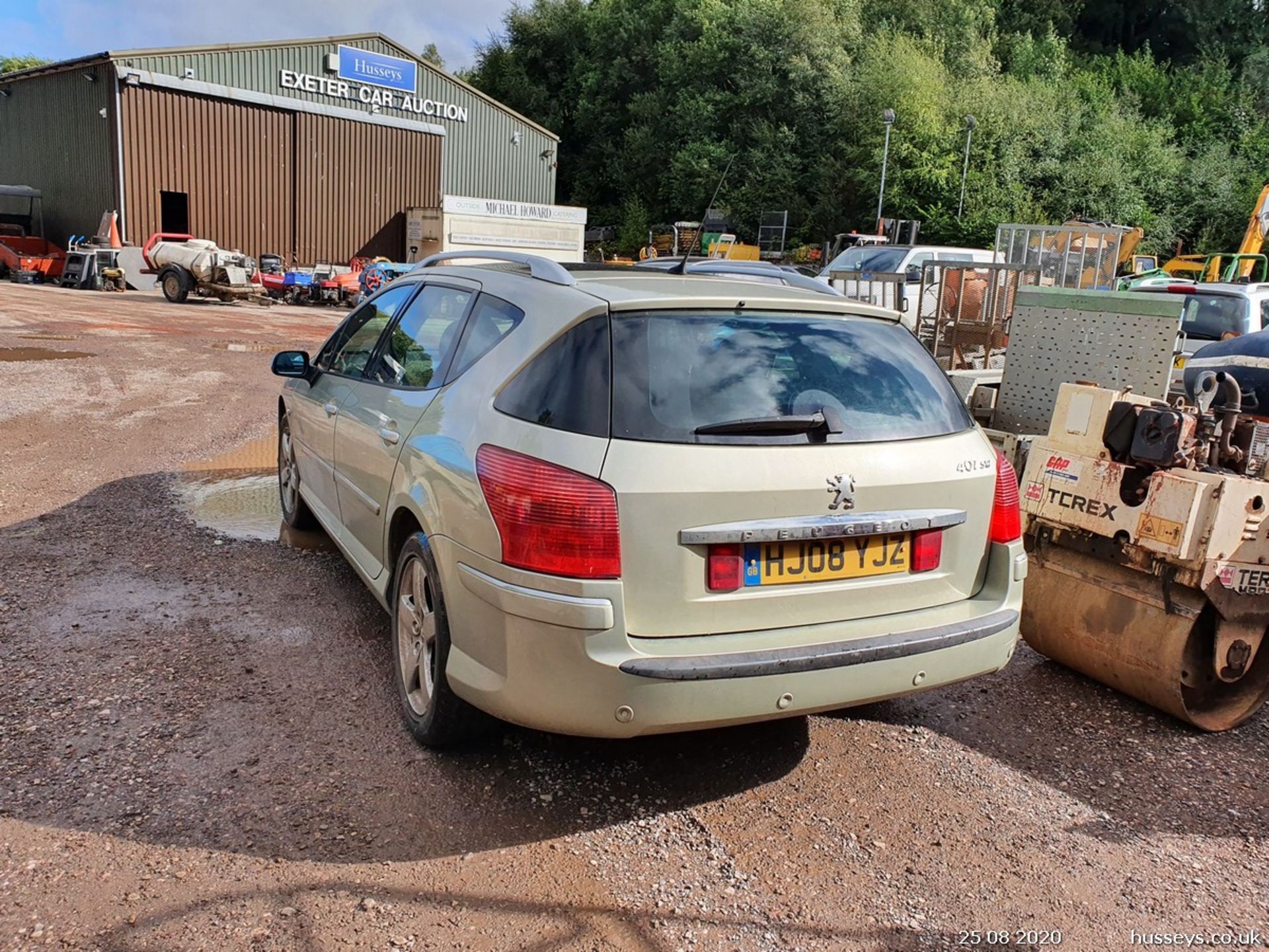 08/08 PEUGEOT 407 SW SPORT HDI - 1997cc 5dr Estate (Gold, 95k) - Image 4 of 12