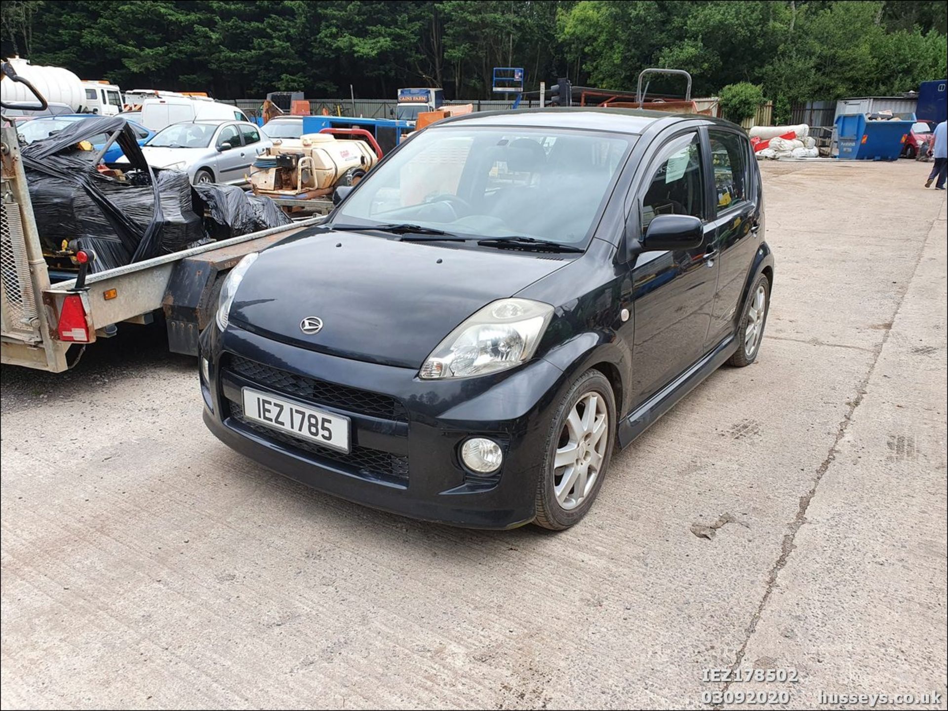 2006 DAIHATSU SIRION SX - 1298cc 5dr Hatchback (Black, 80k) - Image 2 of 10