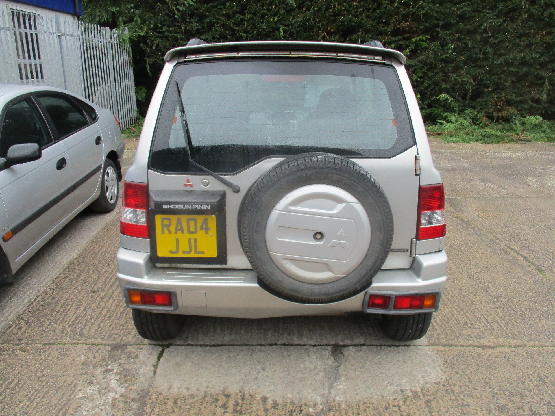 04/04 MITSUBISHI SHOGUN PININ MPI ELEGANCE - 1834cc 3dr Estate (Silver, 100k) - Image 5 of 5