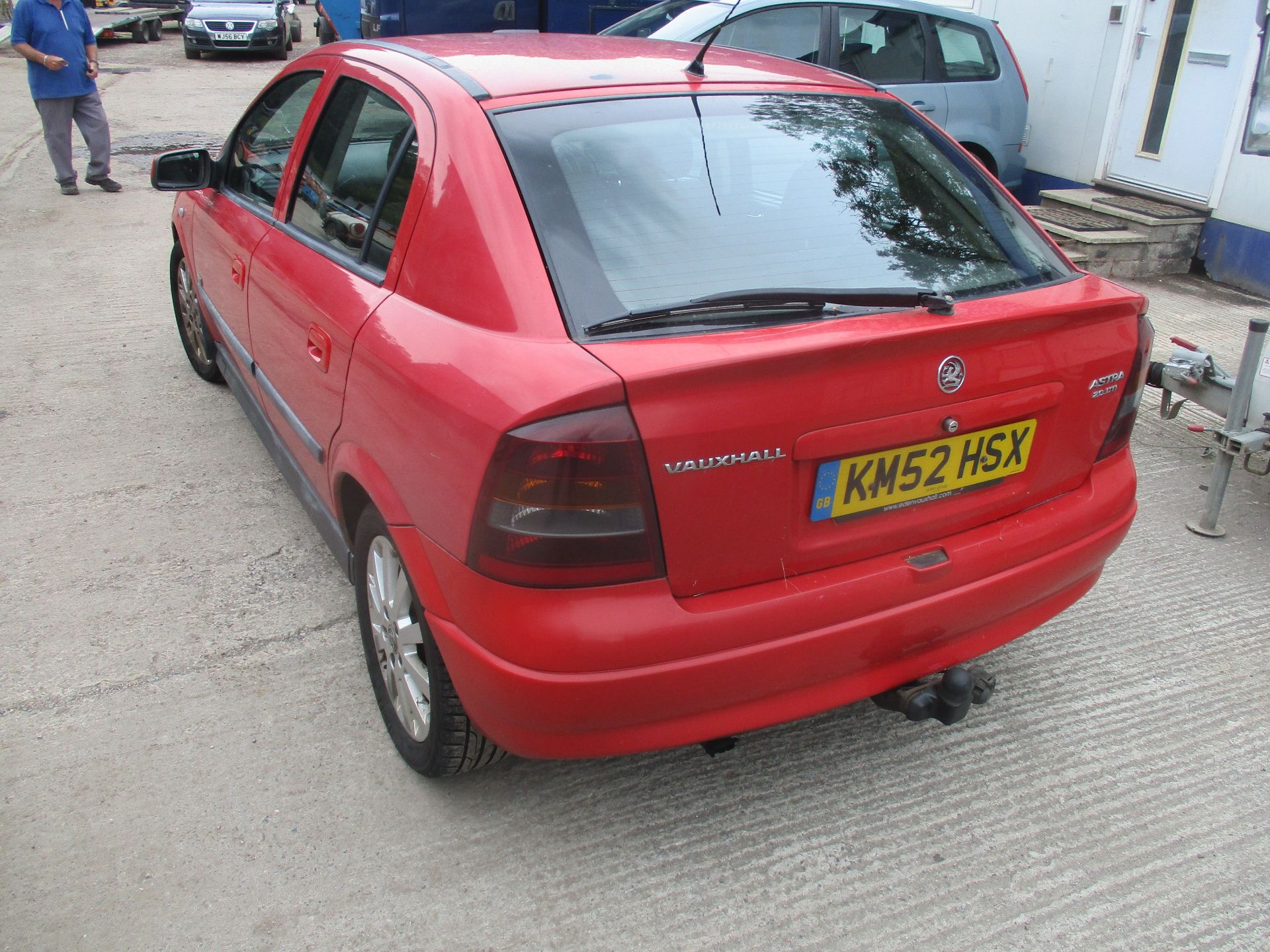 02/52 VAUXHALL ASTRA SXI DTI 16V - 1995cc 5dr Hatchback (Red, 168k) - Image 3 of 5