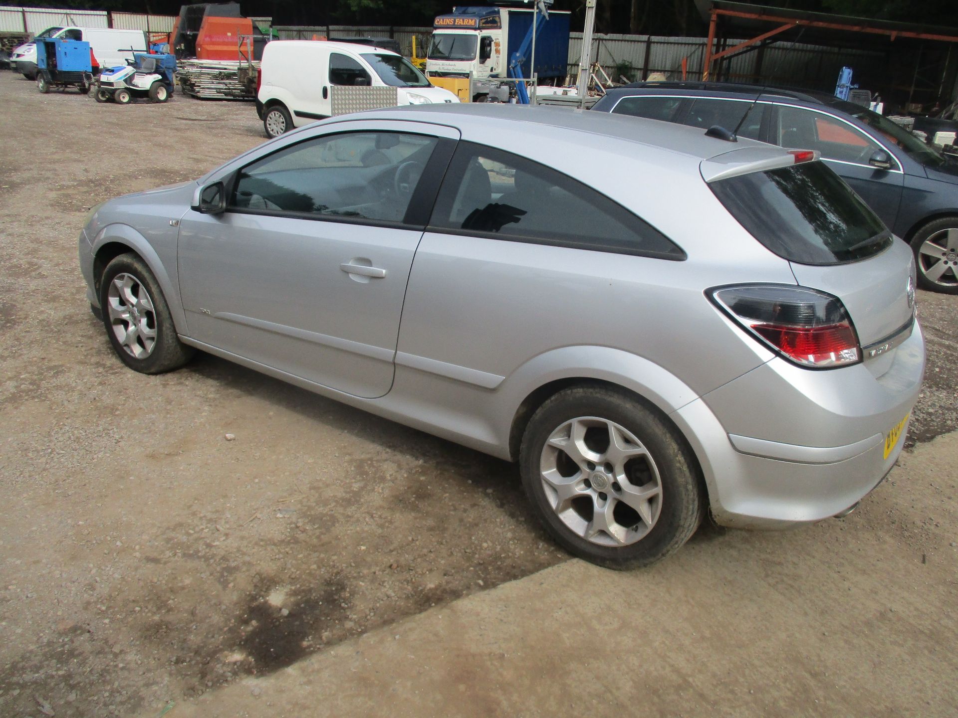 05/05 VAUXHALL ASTRA SXI - 1598cc 3dr Hatchback (Silver, 123k) - Image 4 of 5