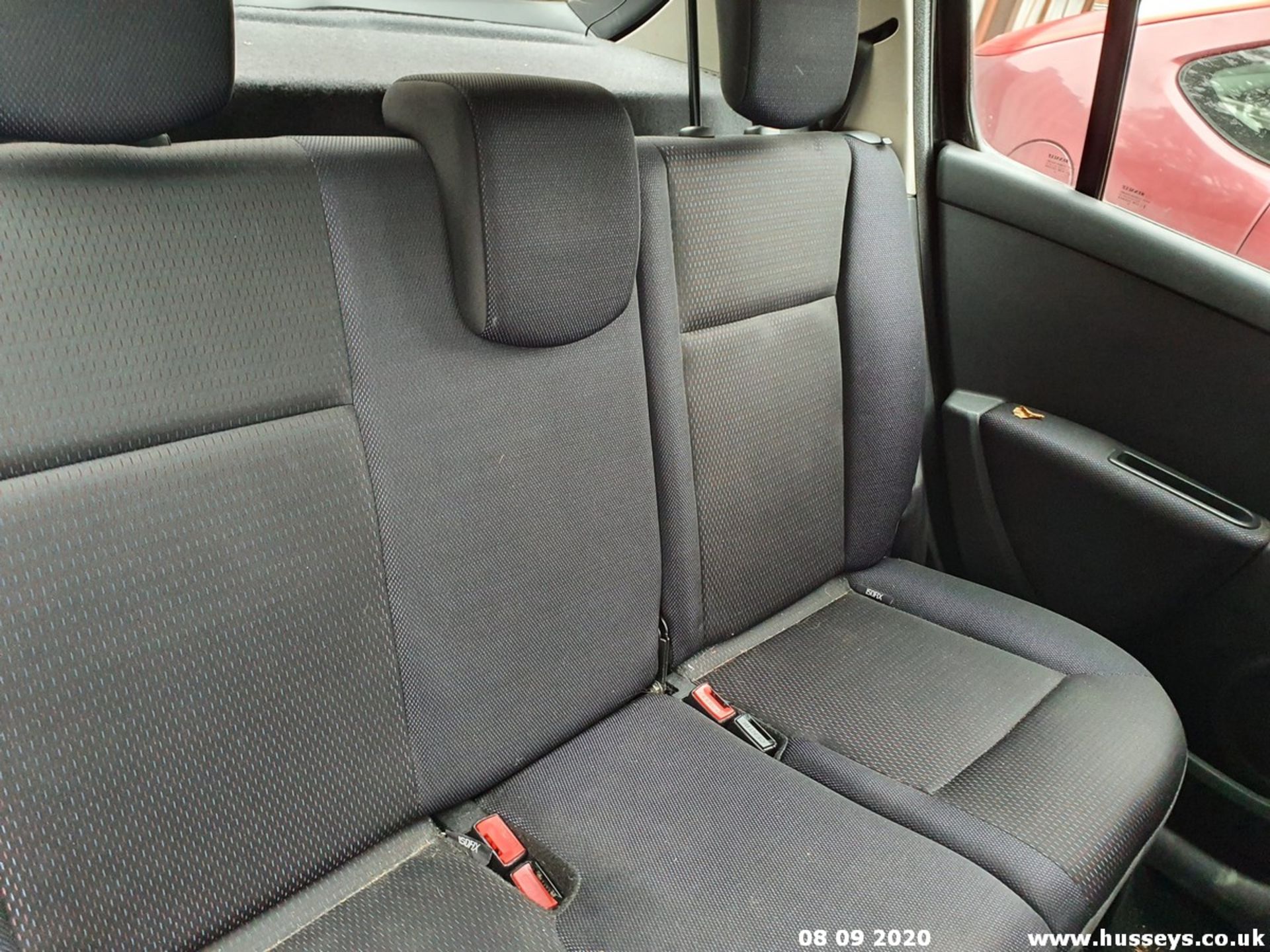 07/07 RENAULT CLIO DYNAMIQUE - 1390cc 5dr Hatchback (Black, 100k) - Image 3 of 9