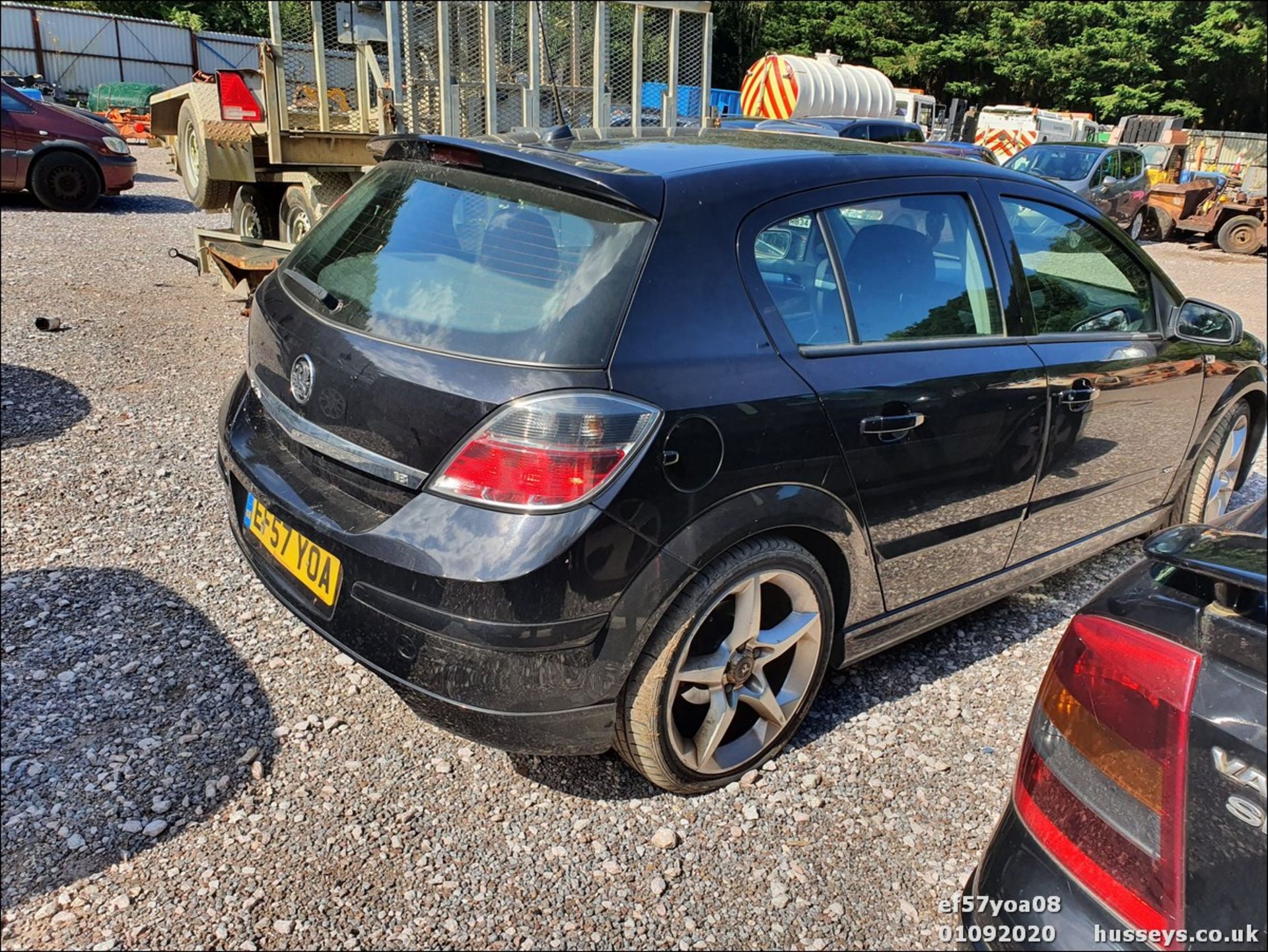 08/57 VAUXHALL ASTRA SRI XP - 1796cc 5dr Hatchback (Black, 122k) - Image 8 of 10