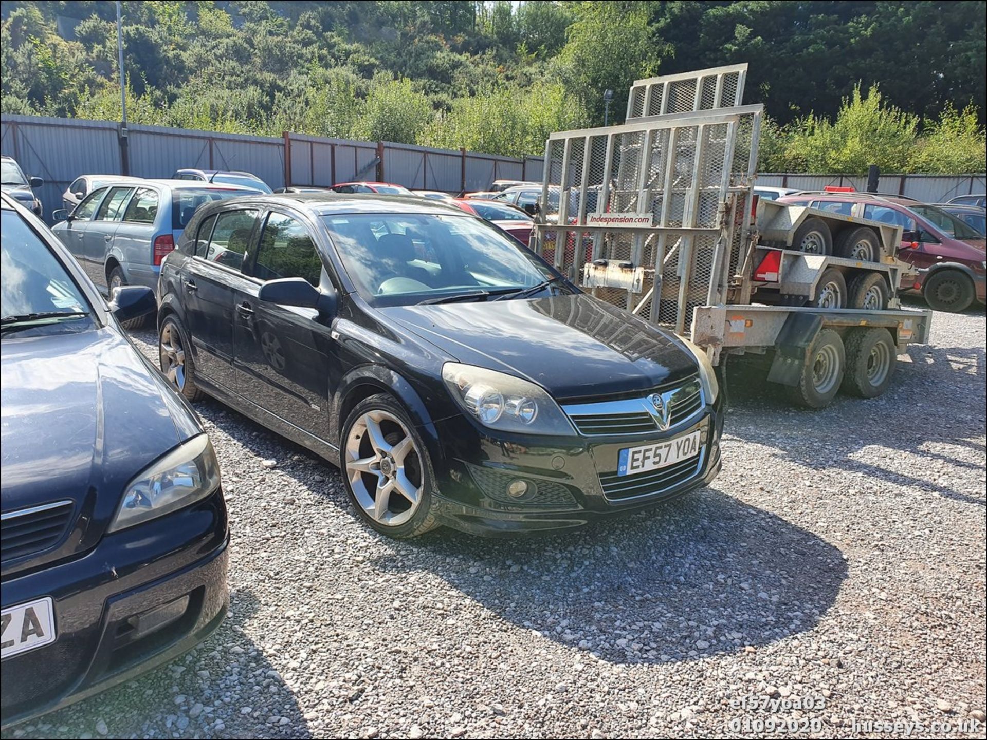 08/57 VAUXHALL ASTRA SRI XP - 1796cc 5dr Hatchback (Black, 122k) - Image 3 of 10