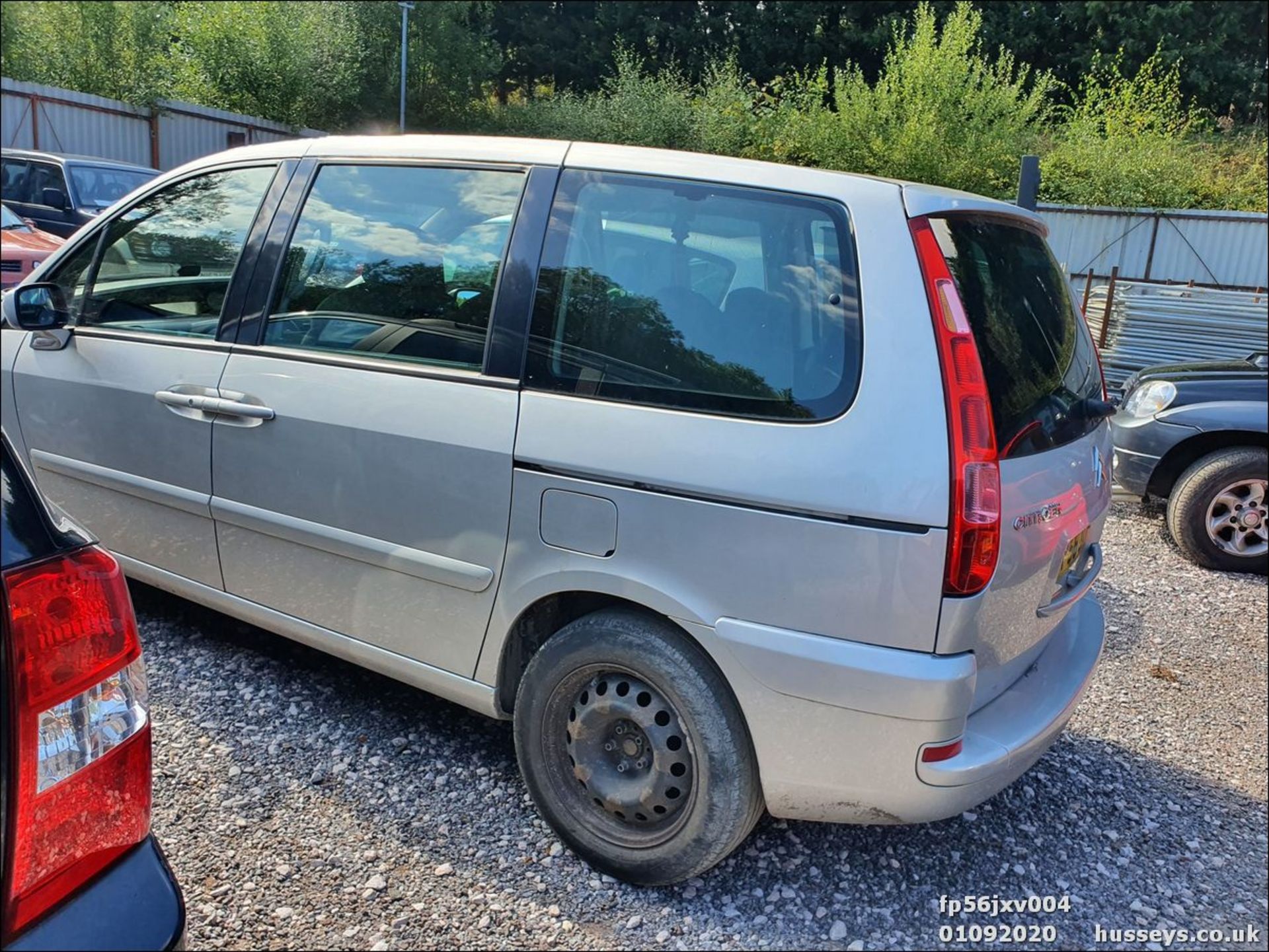 06/56 CITROEN C8 SX - 1997cc 5dr MPV (Silver, 104k) - Image 4 of 22